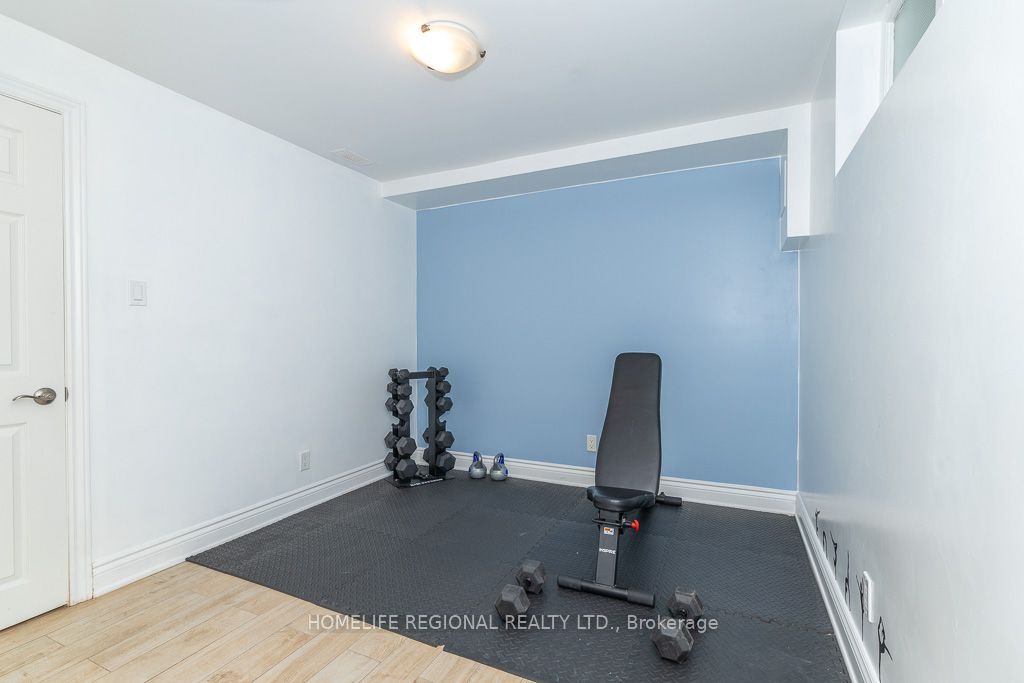 128 The Westway Property Photo 35
