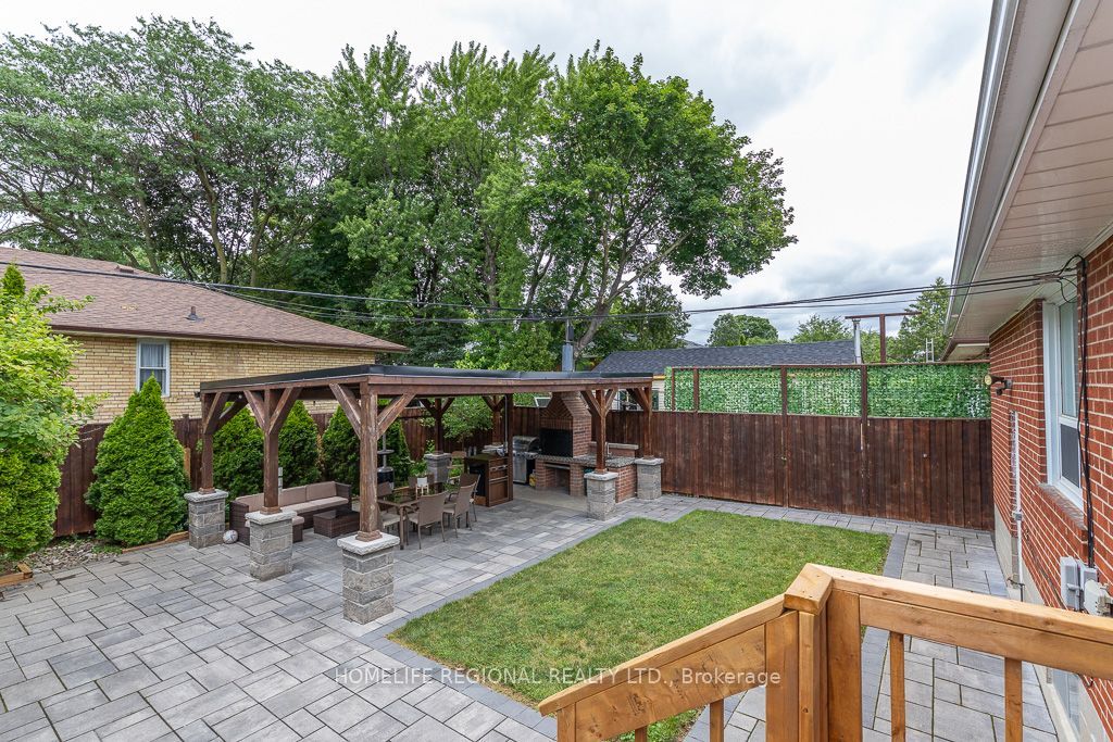128 The Westway Property Photo 39
