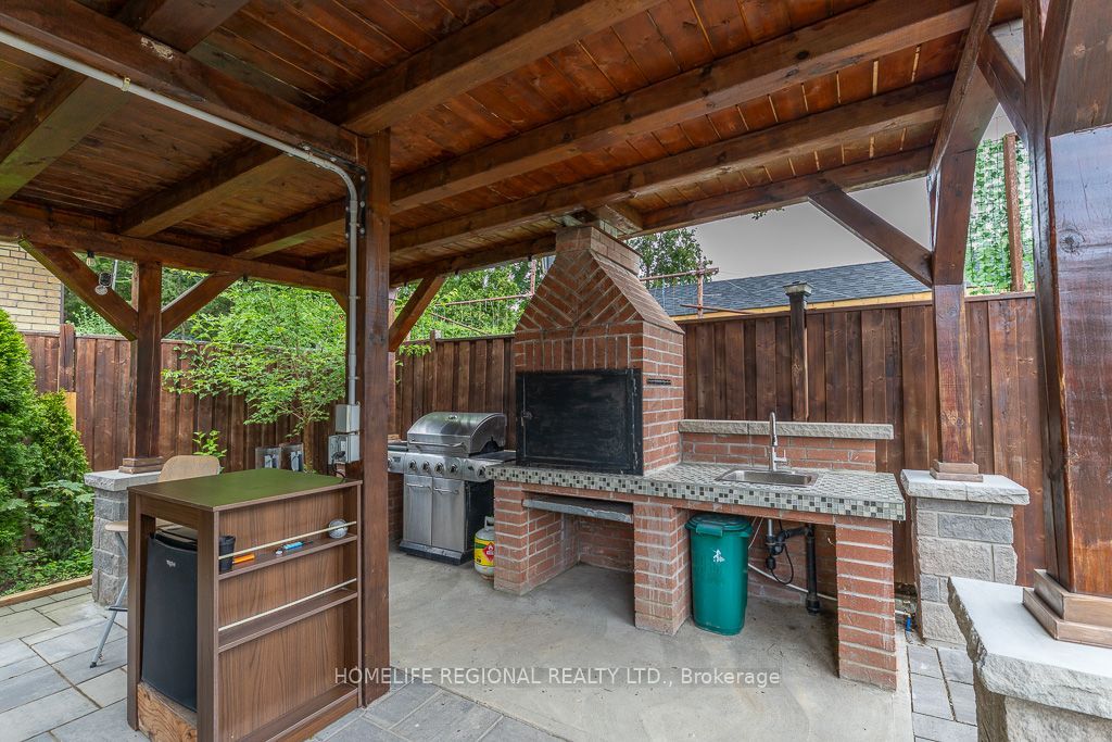128 The Westway Property Photo 42