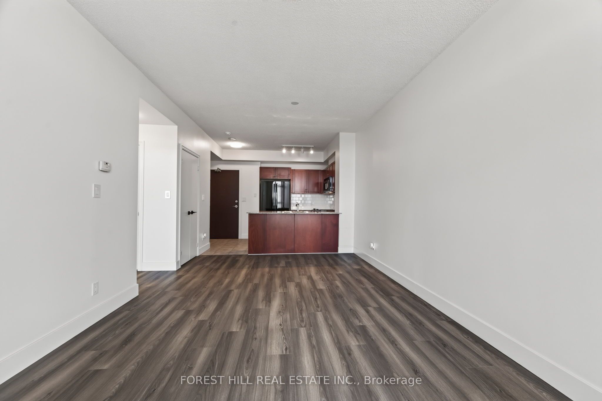 1359 Rathburn Road E 804 Property Photo 12