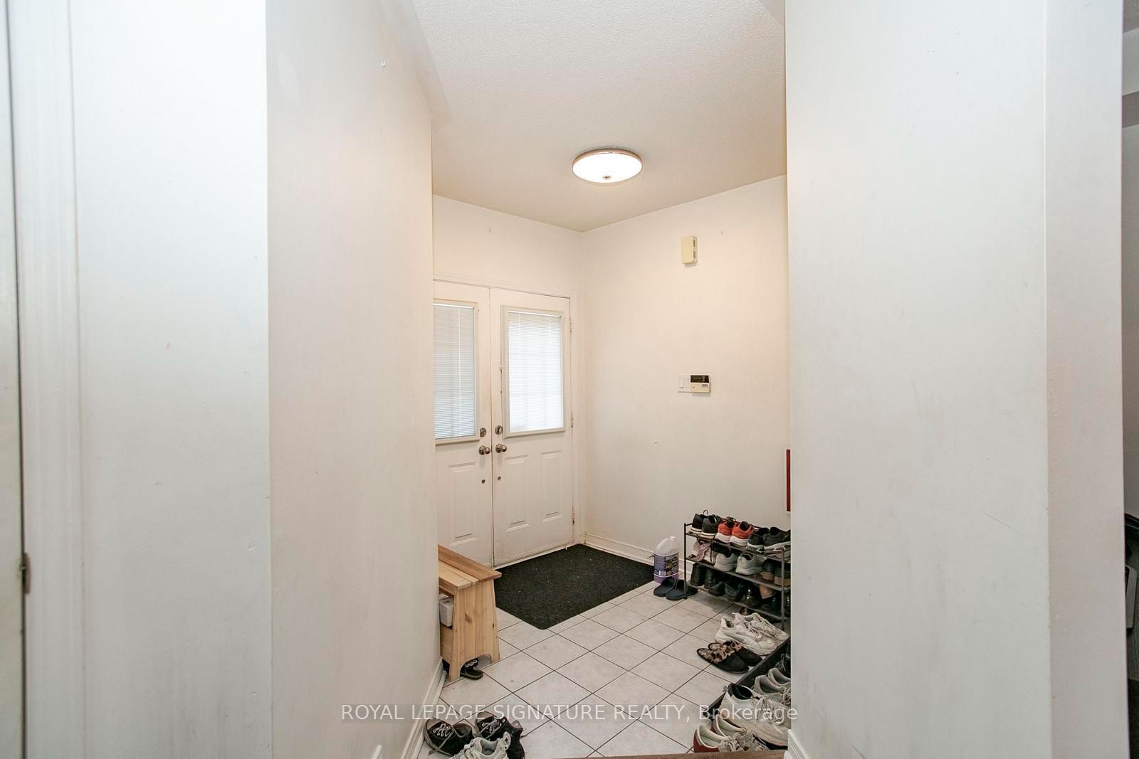 941 Mandolin Place Property Photo 6