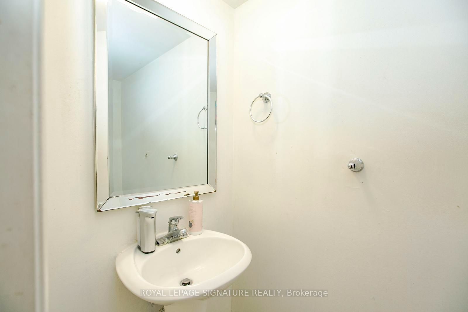 941 Mandolin Place Property Photo 17