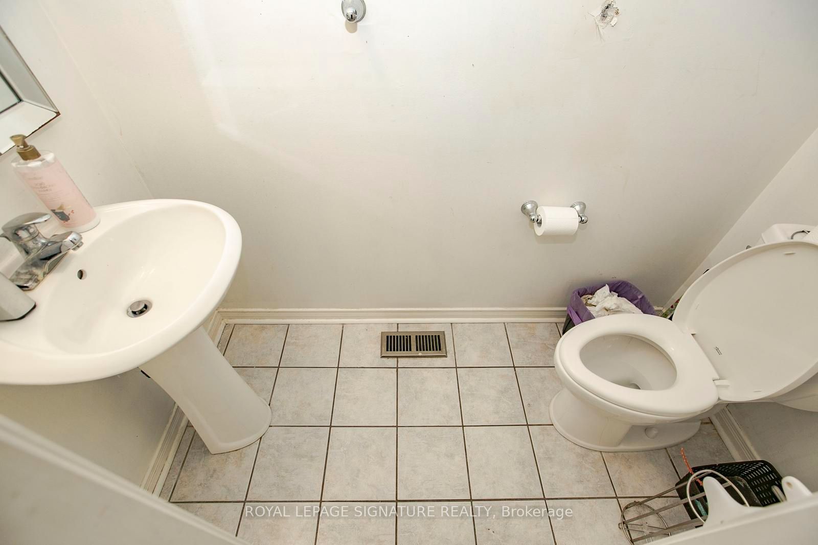 941 Mandolin Place Property Photo 18