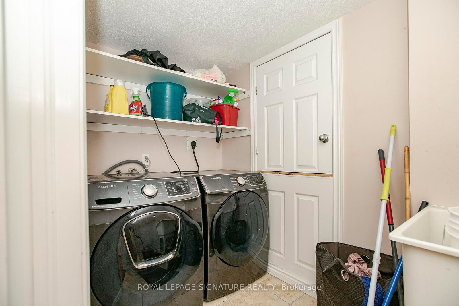941 Mandolin Place Property Photo 40