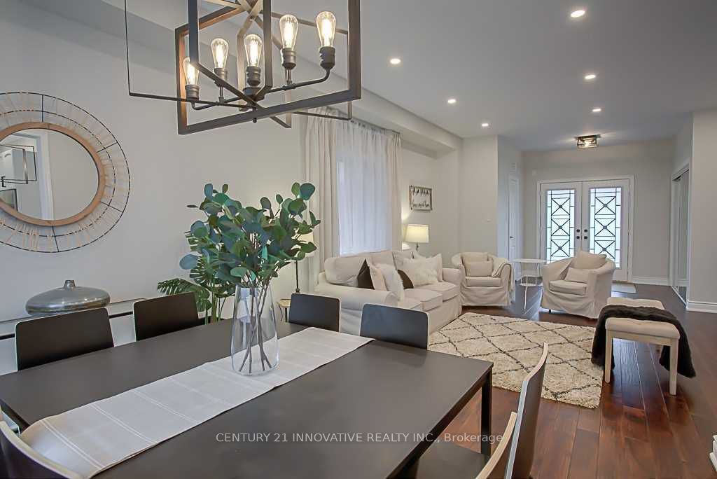 1070 Cumming Boulevard Property Photo 3