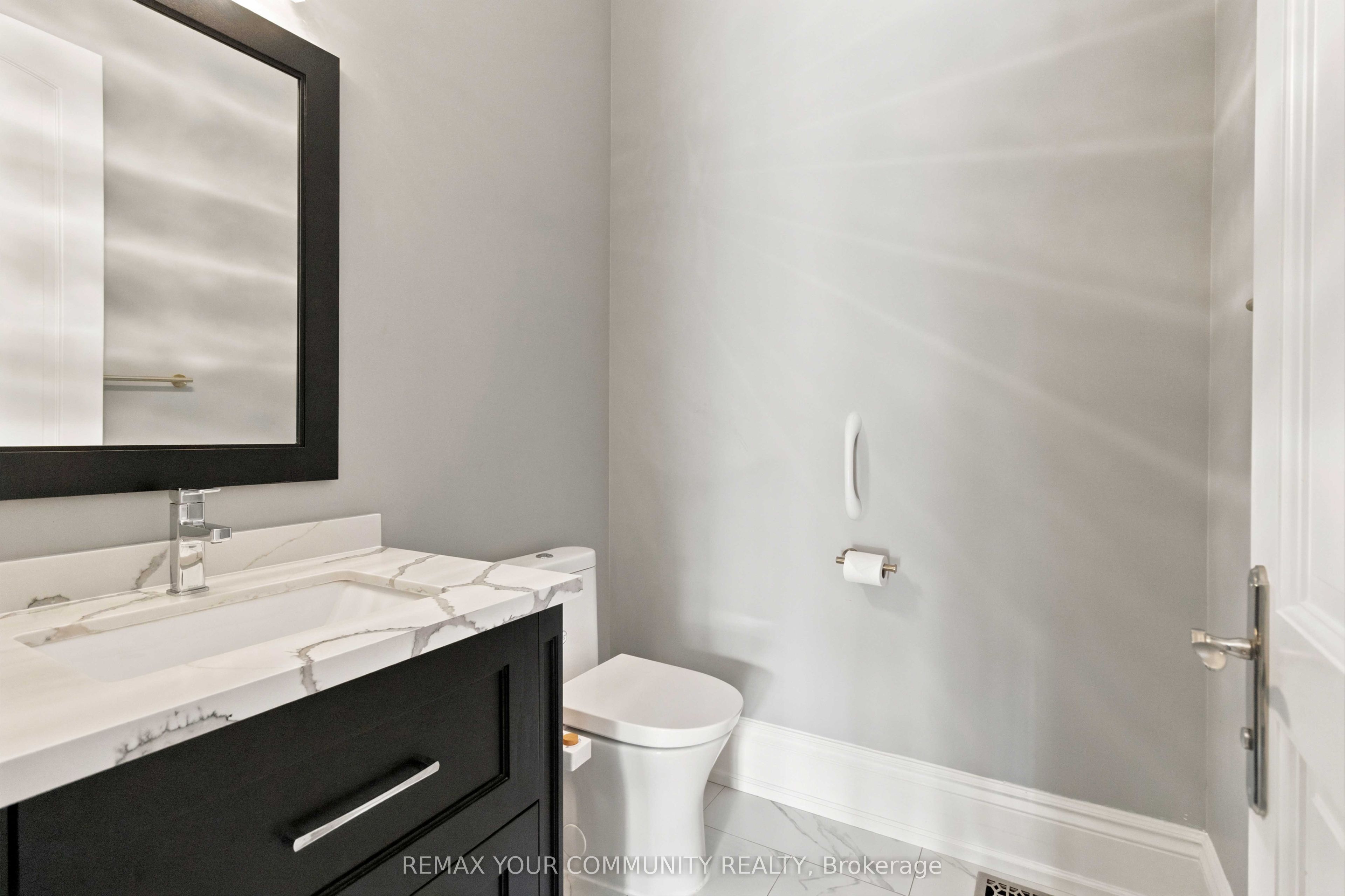 1226 Ogden Avenue Property Photo 17