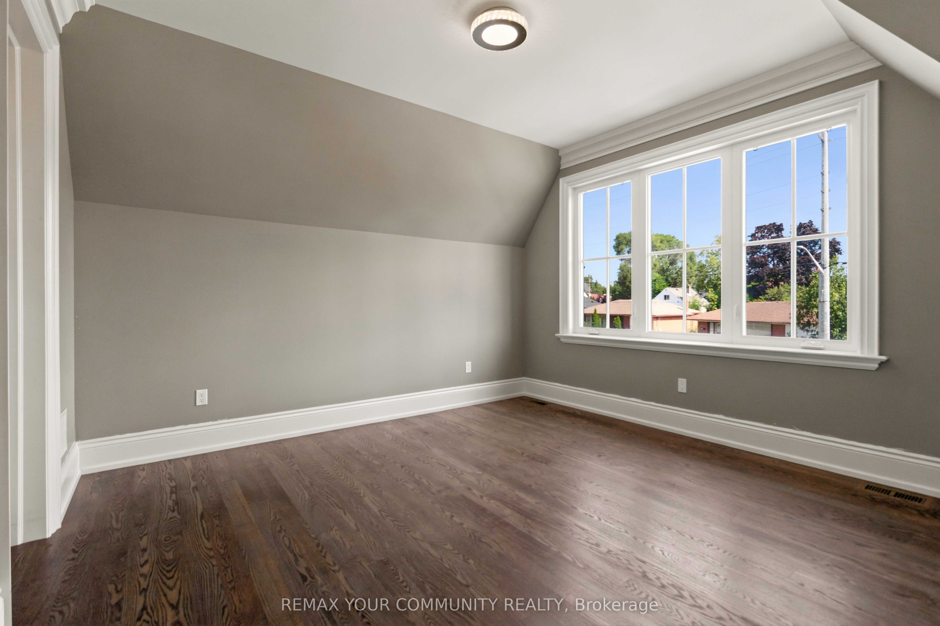 1226 Ogden Avenue Property Photo 29