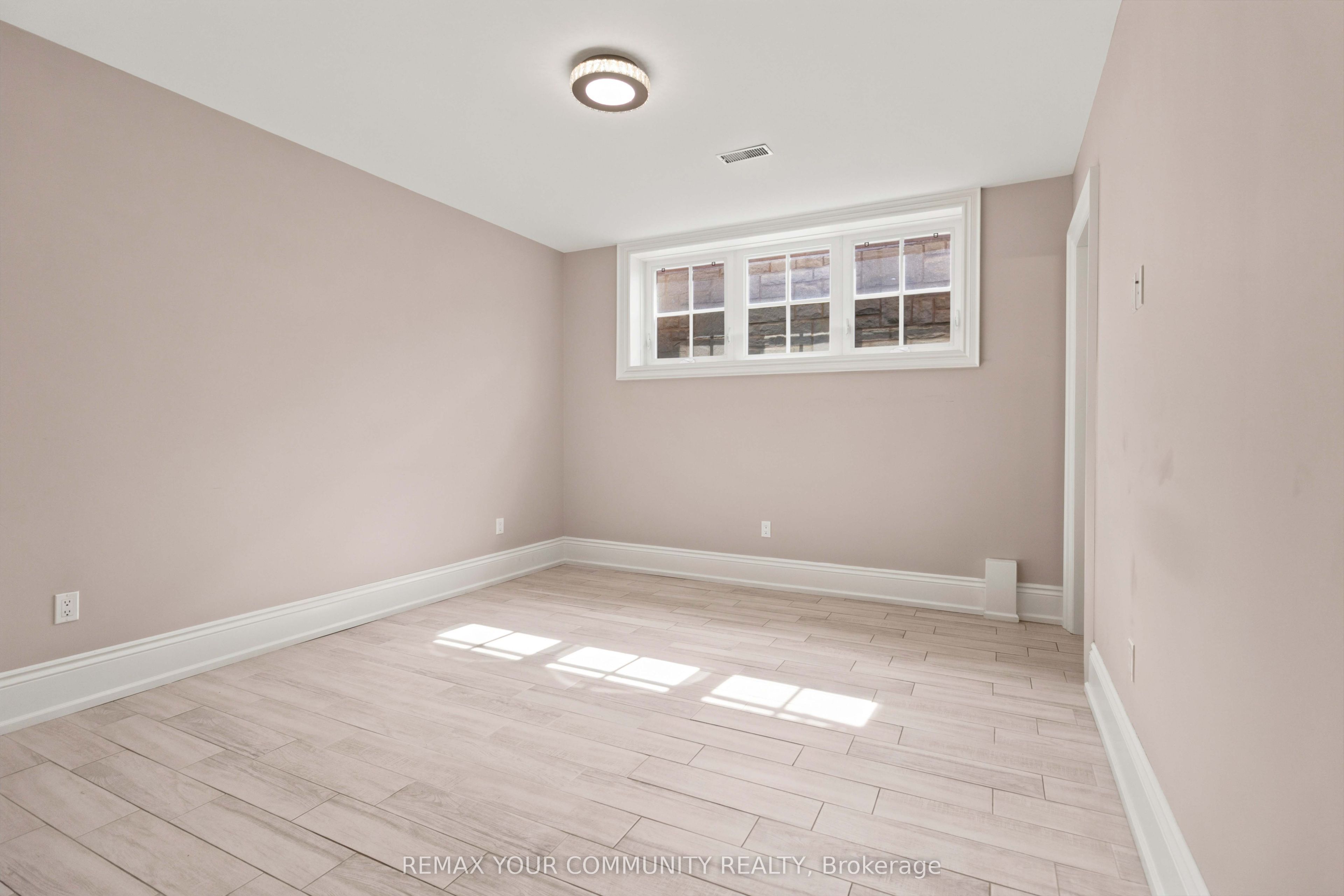 1226 Ogden Avenue Property Photo 38