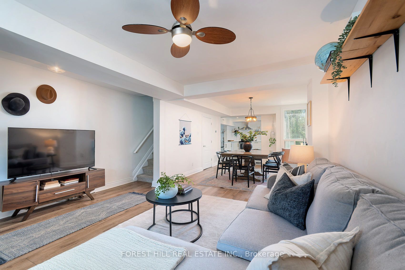 55 Vanevery Street Property Photo 5