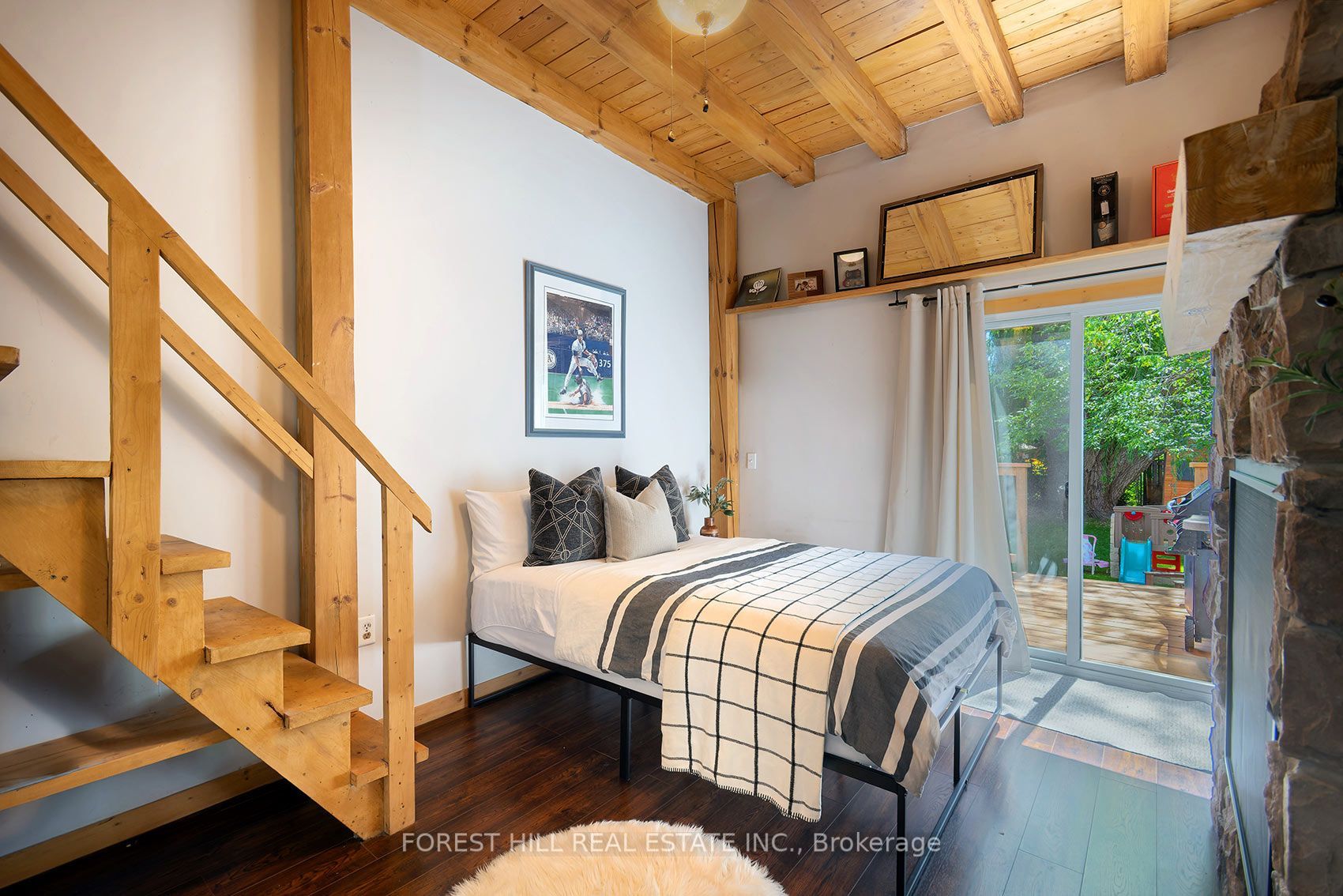 55 Vanevery Street Property Photo 13