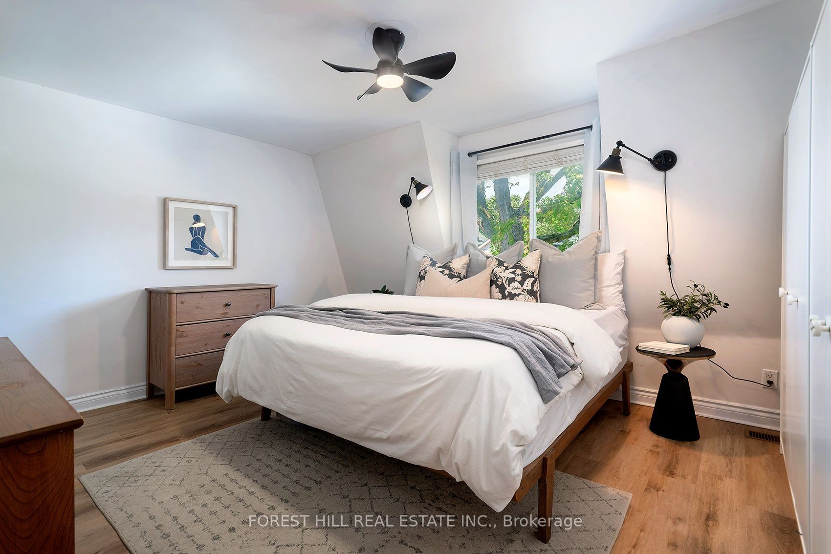 55 Vanevery Street Property Photo 19