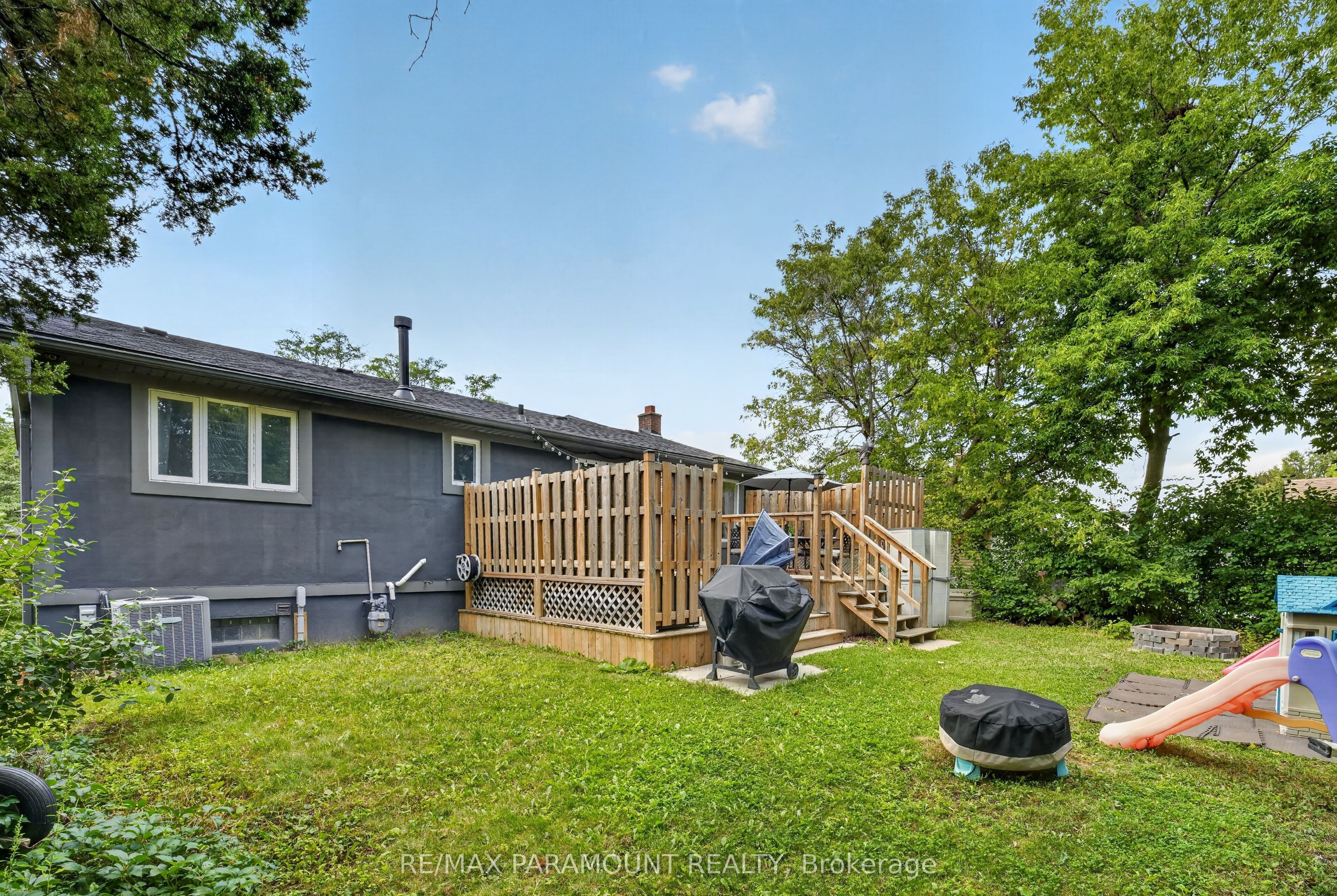226 Rutherford Road N Property Photo 37