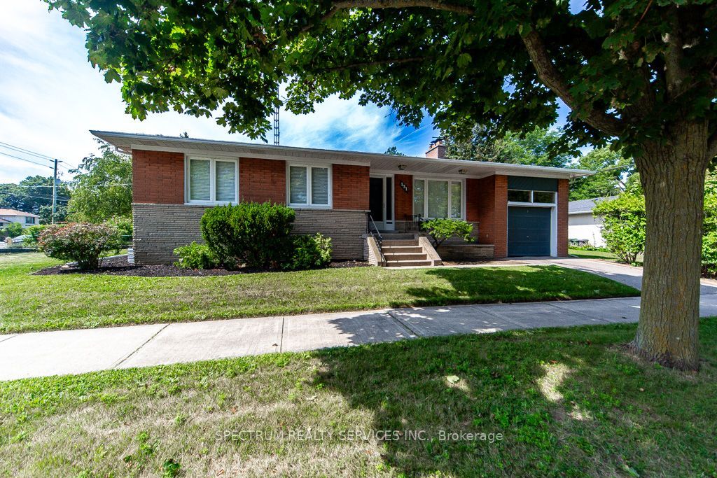 131 West Deane Park Drive