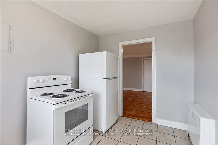 1031 Churchill Avenue E 7 Property Photo 11