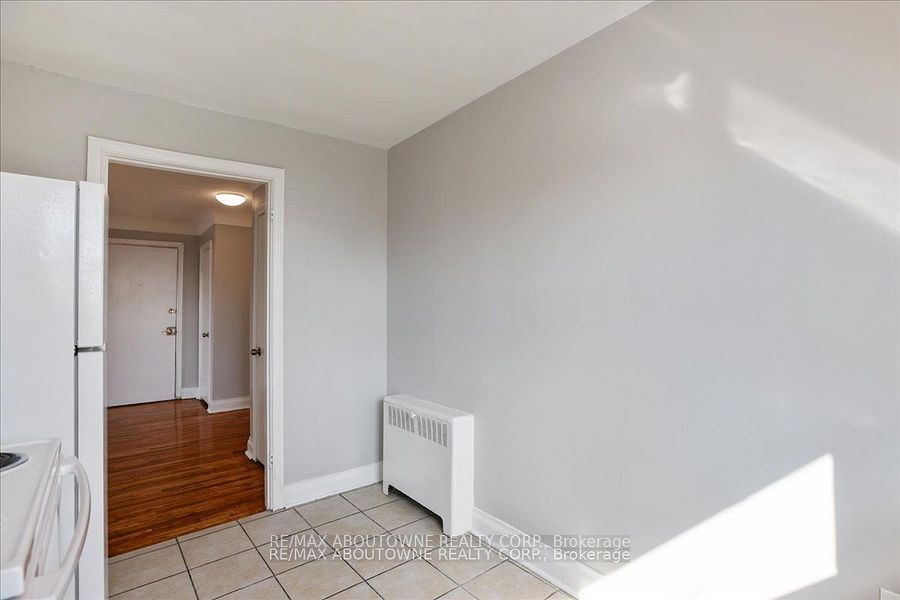 1031 Churchill Avenue E 7 Property Photo 12