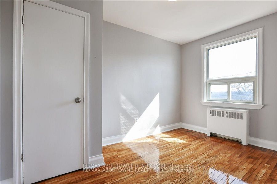 1031 Churchill Avenue E 7 Property Photo 15
