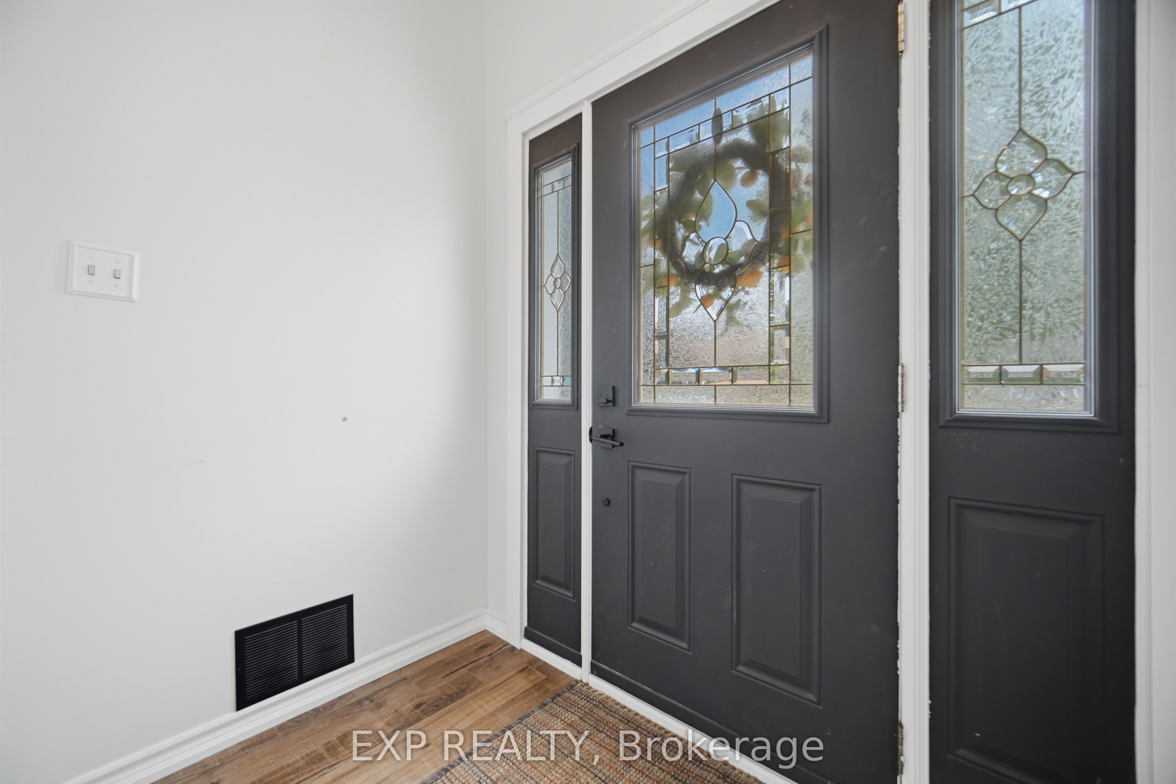 127 Acton Boulevard Property Photo 4