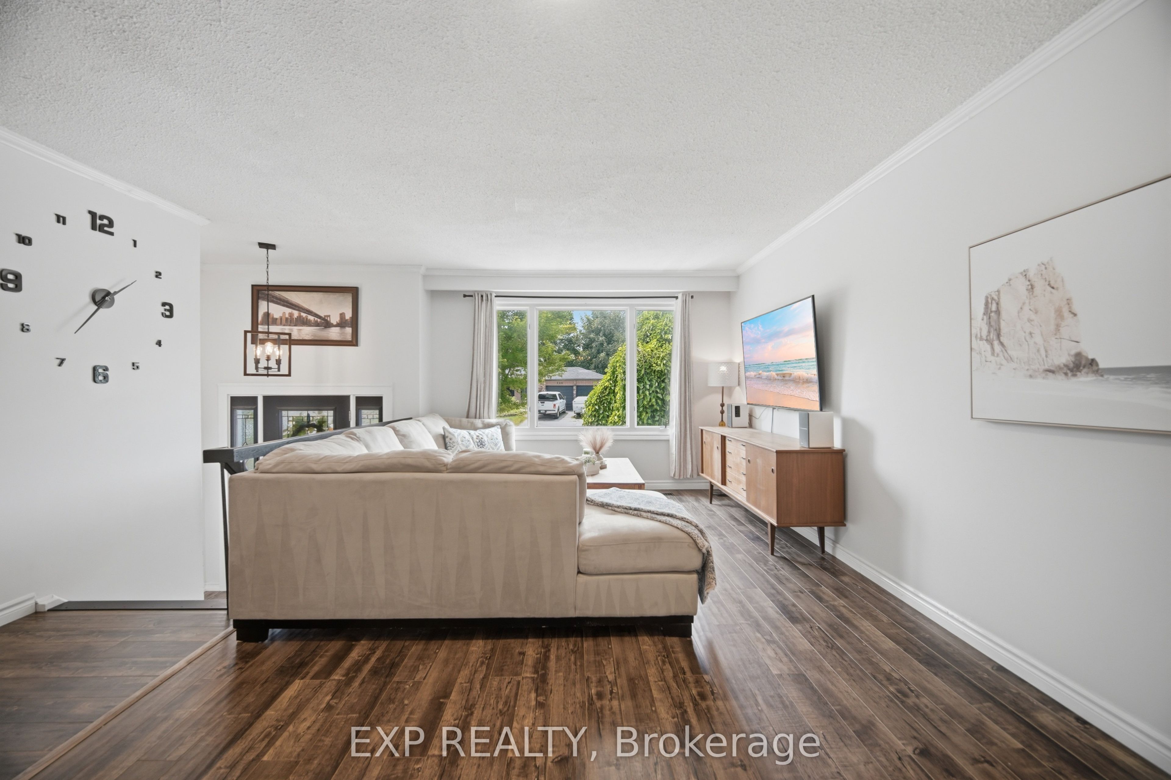 127 Acton Boulevard Property Photo 8