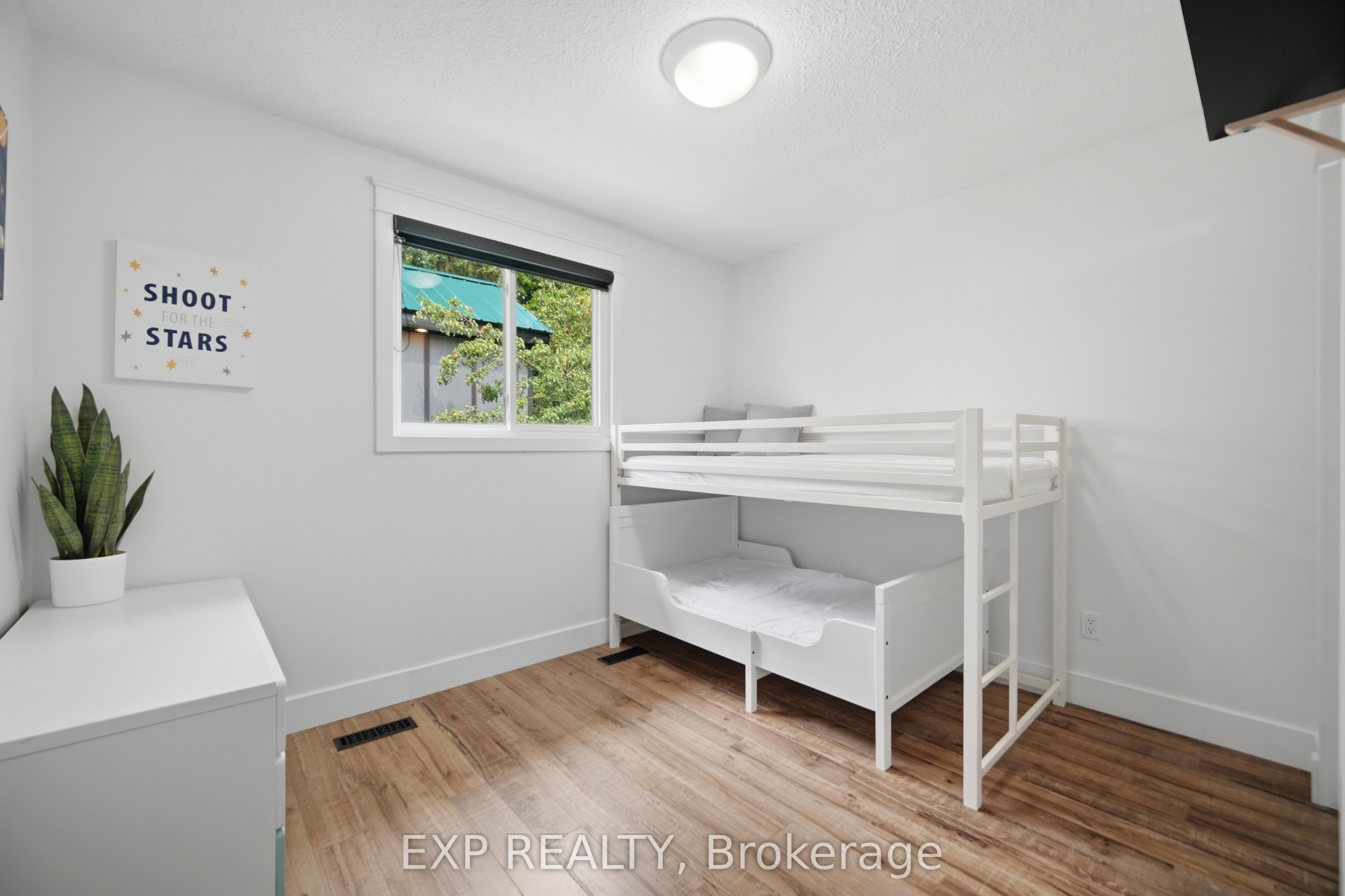 127 Acton Boulevard Property Photo 20