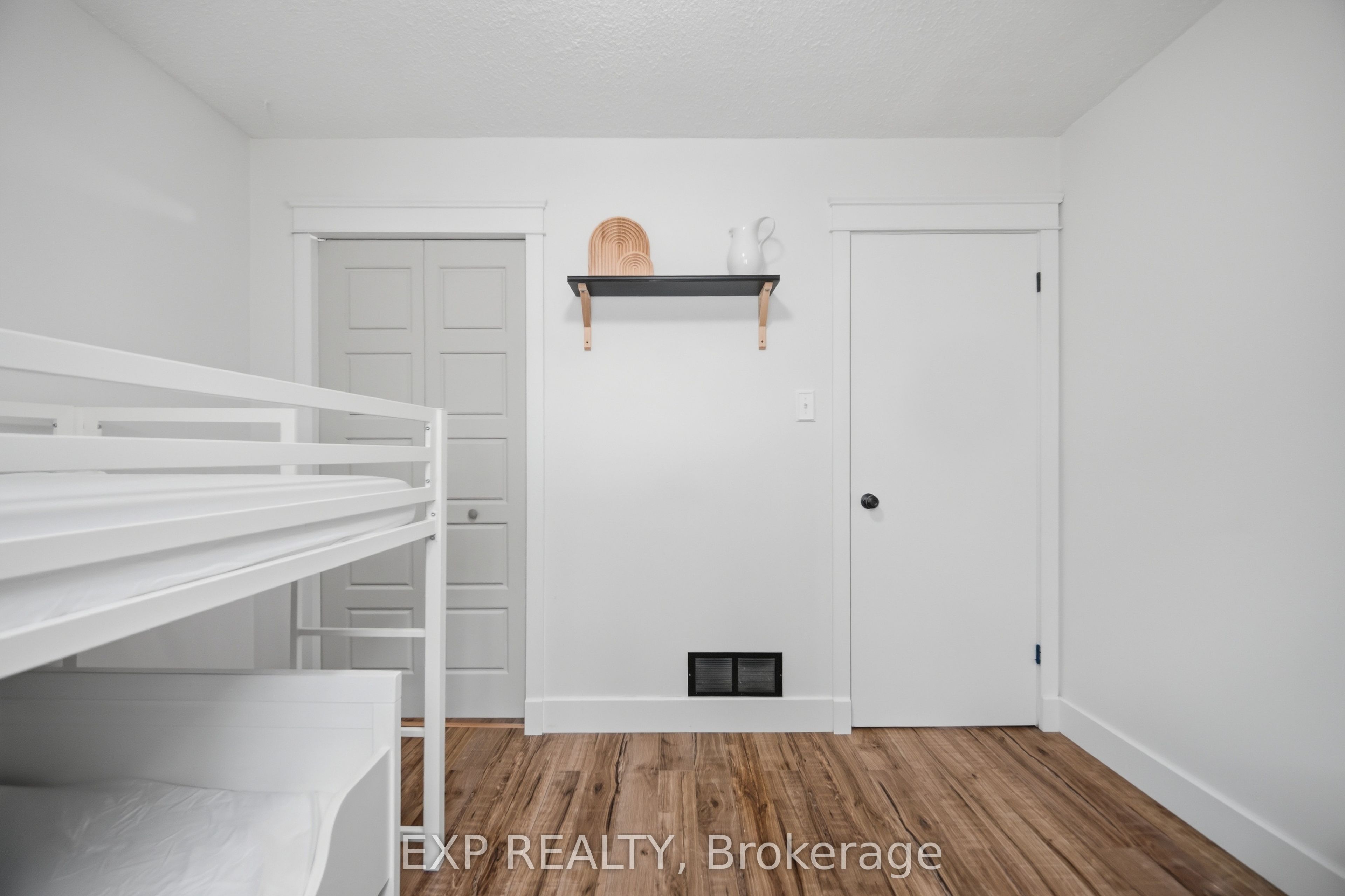 127 Acton Boulevard Property Photo 21