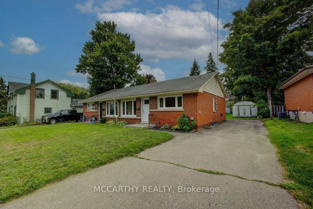 20 Sarah Street Property Photo 1