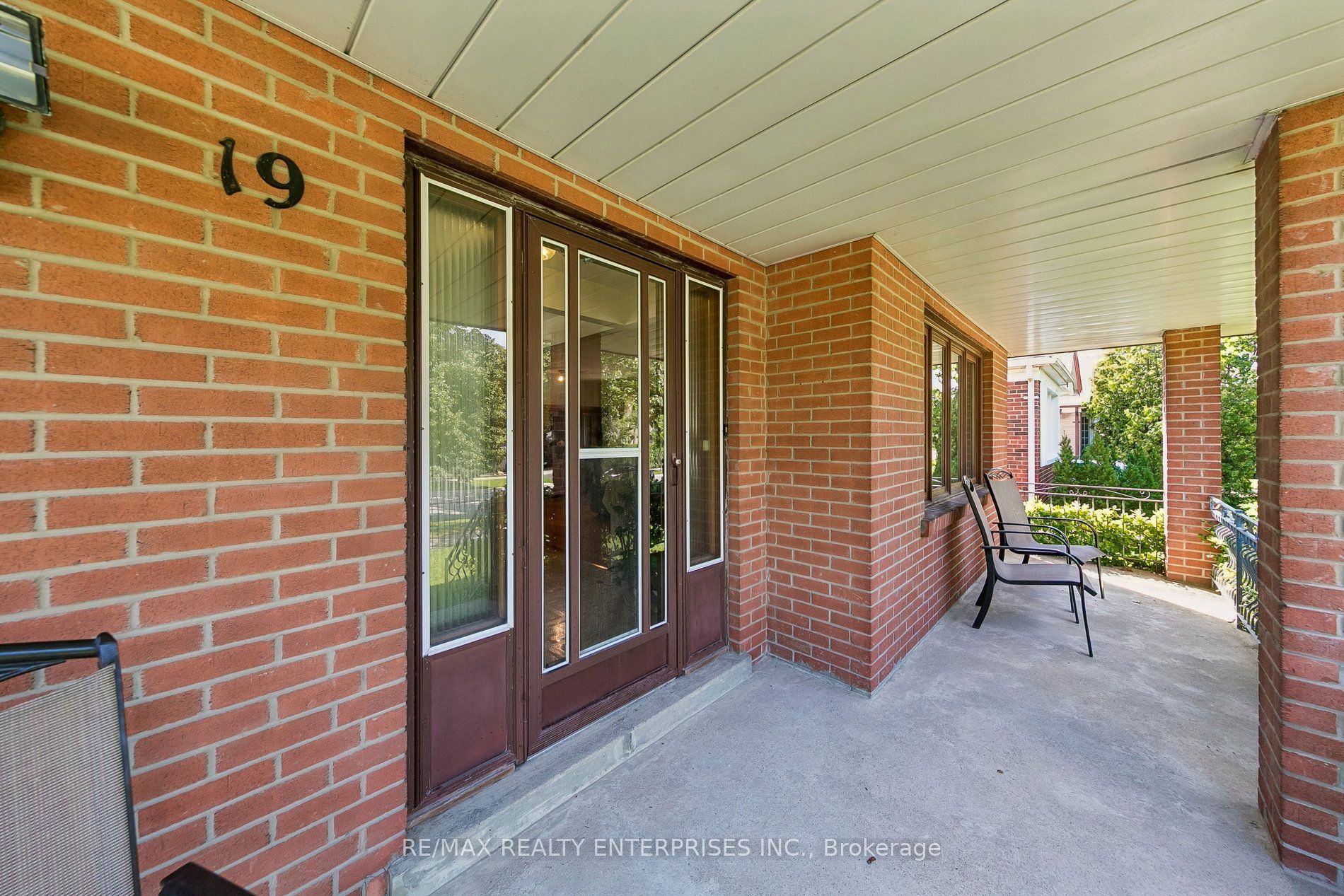 19 Coules Court Property Photo 5