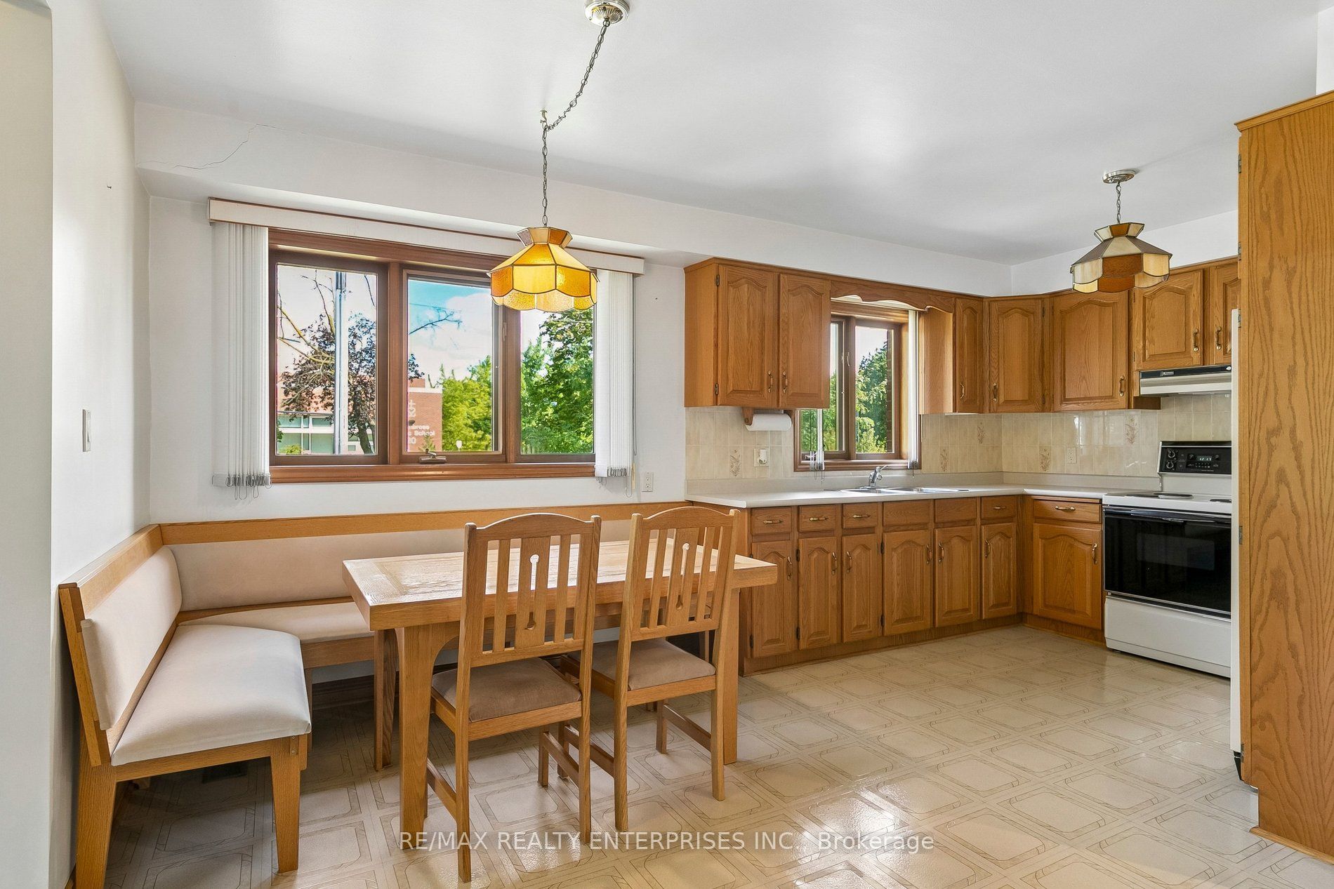 19 Coules Court Property Photo 16