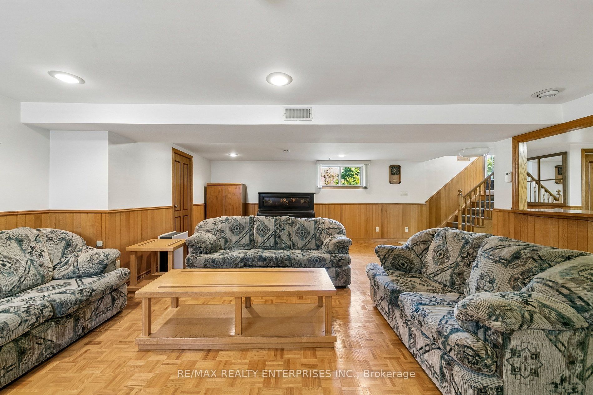 19 Coules Court Property Photo 38