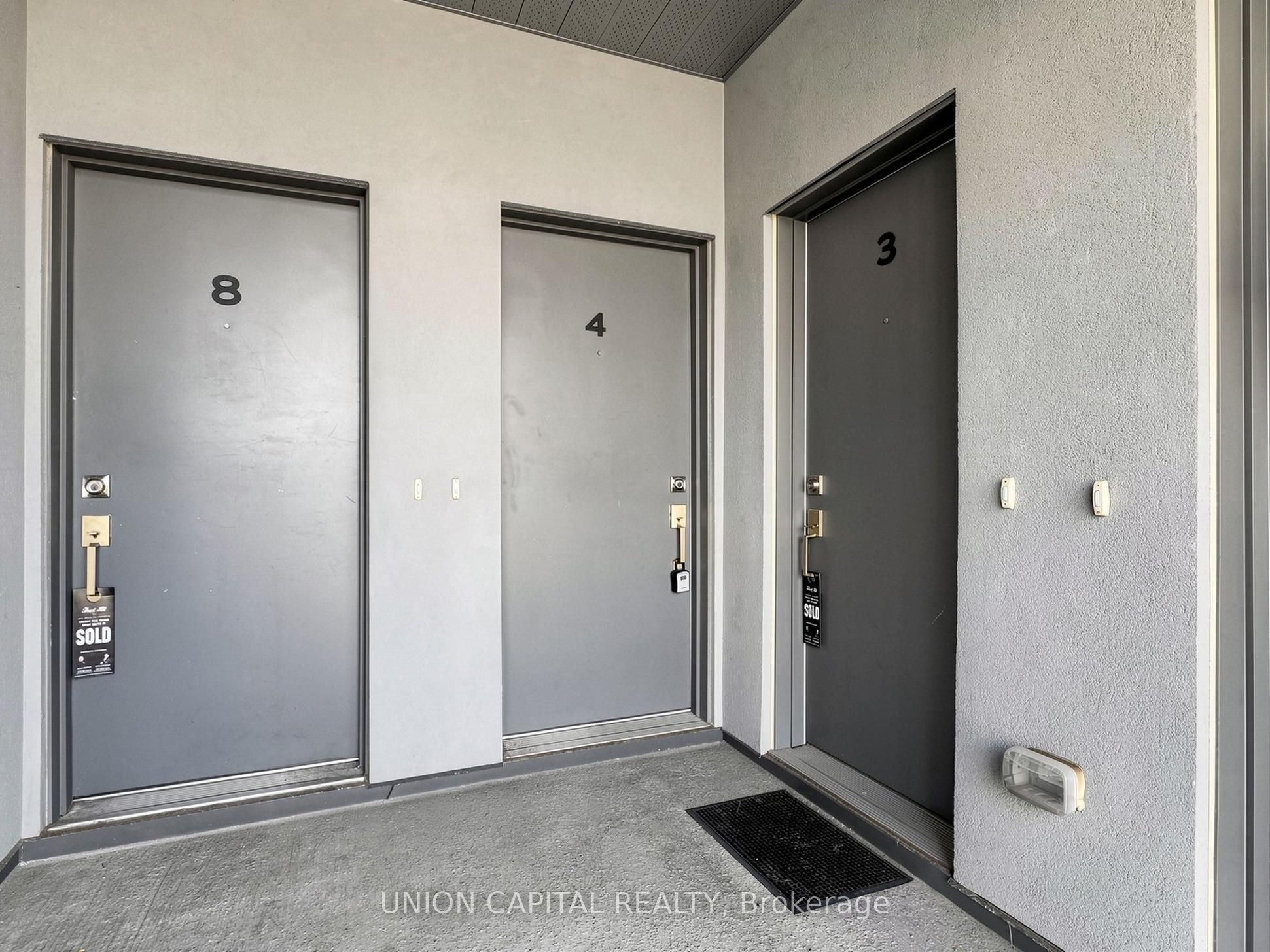 1238 Cawthra Road 4 Property Photo 5