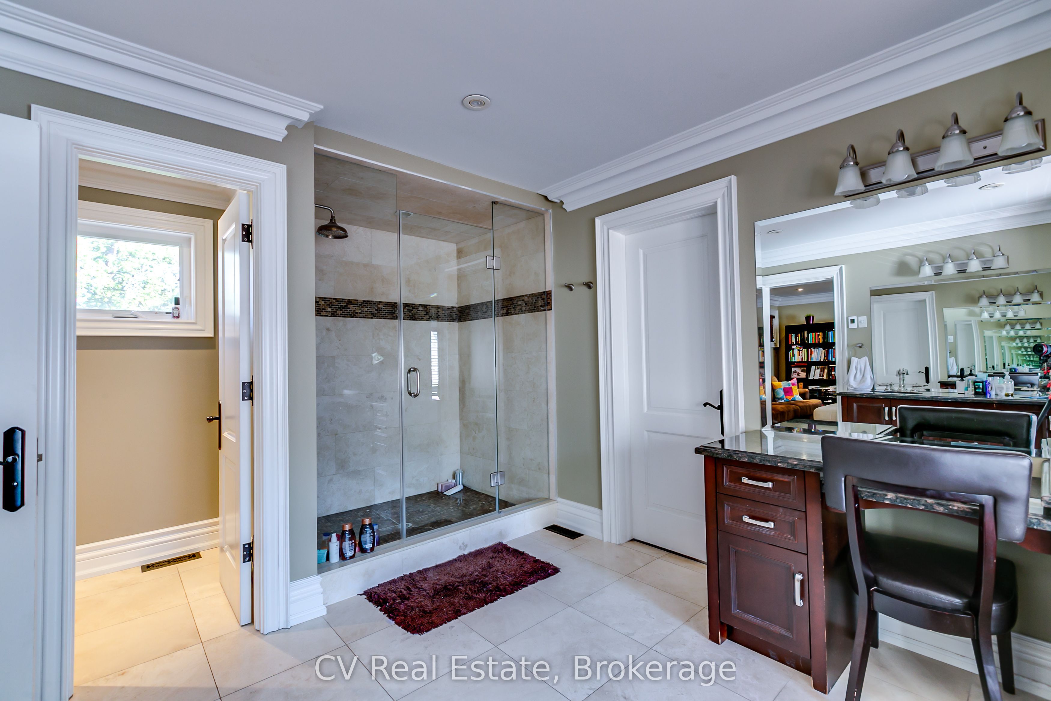 468 Chartwell Road Property Photo 16