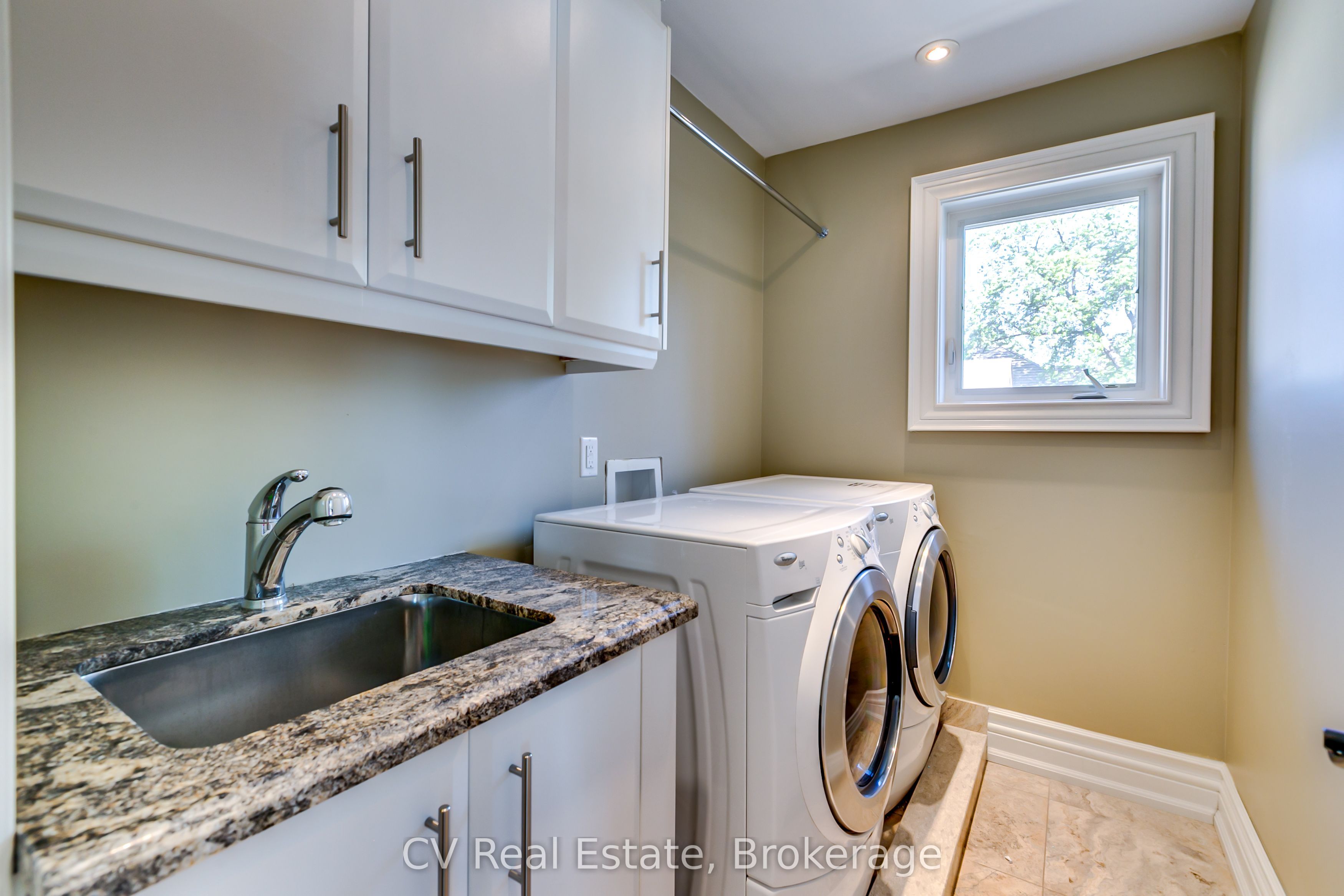 468 Chartwell Road Property Photo 23