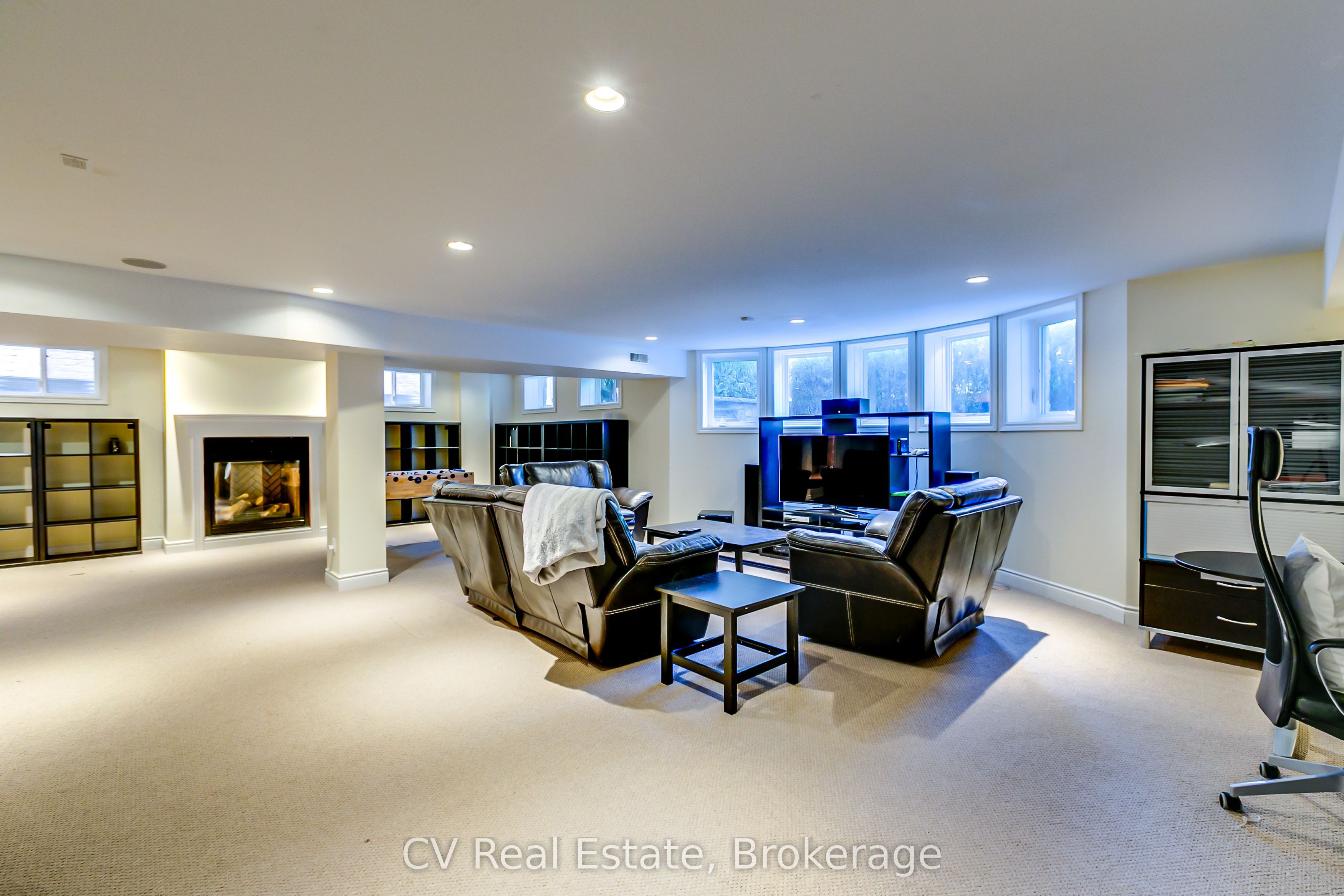 468 Chartwell Road Property Photo 25