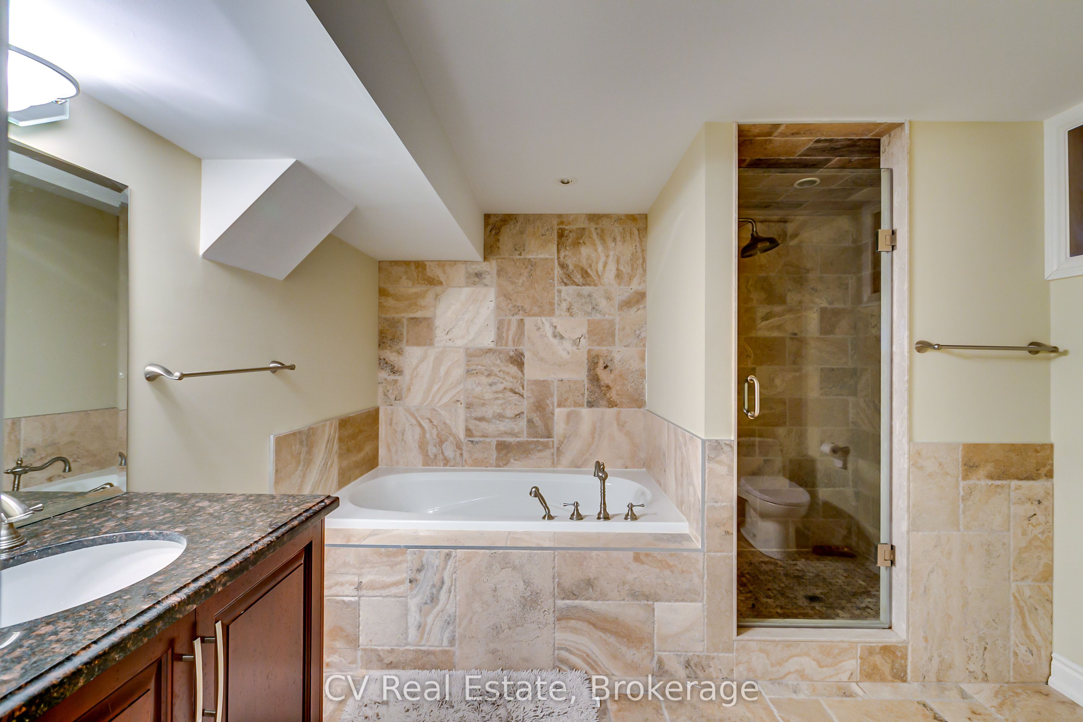 468 Chartwell Road Property Photo 27