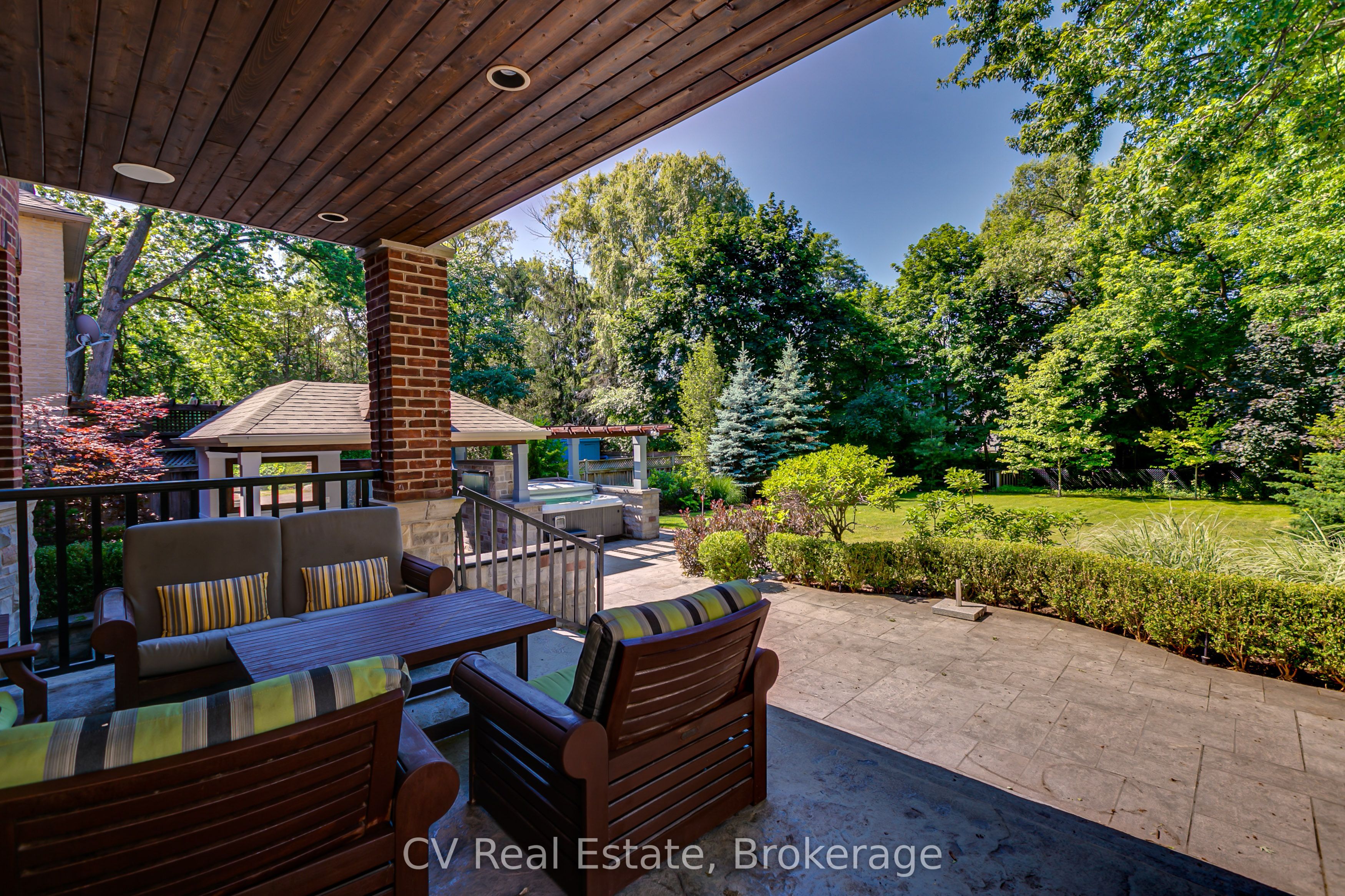 468 Chartwell Road Property Photo 29