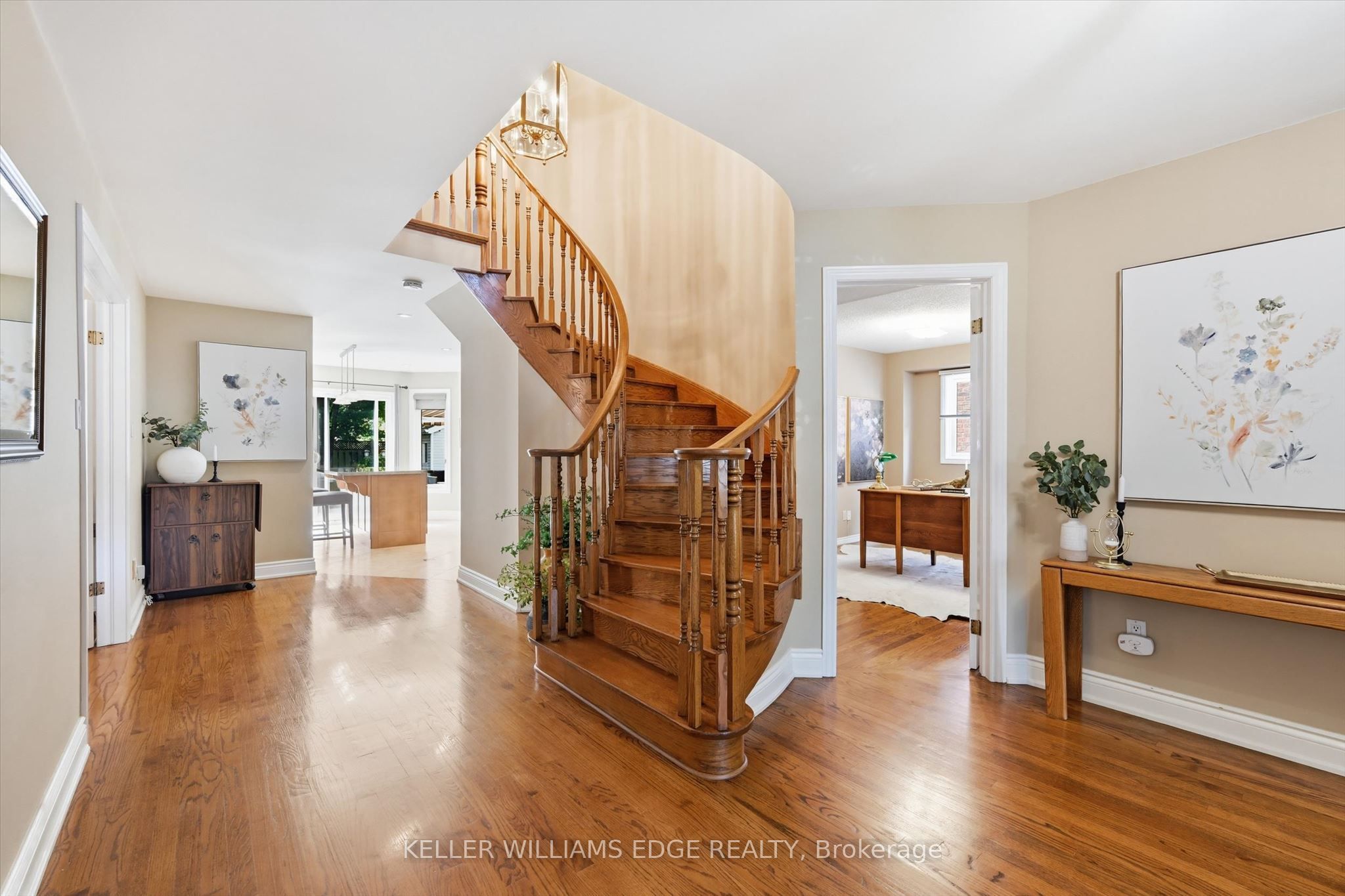 1472 Livery Lane Property Photo 6