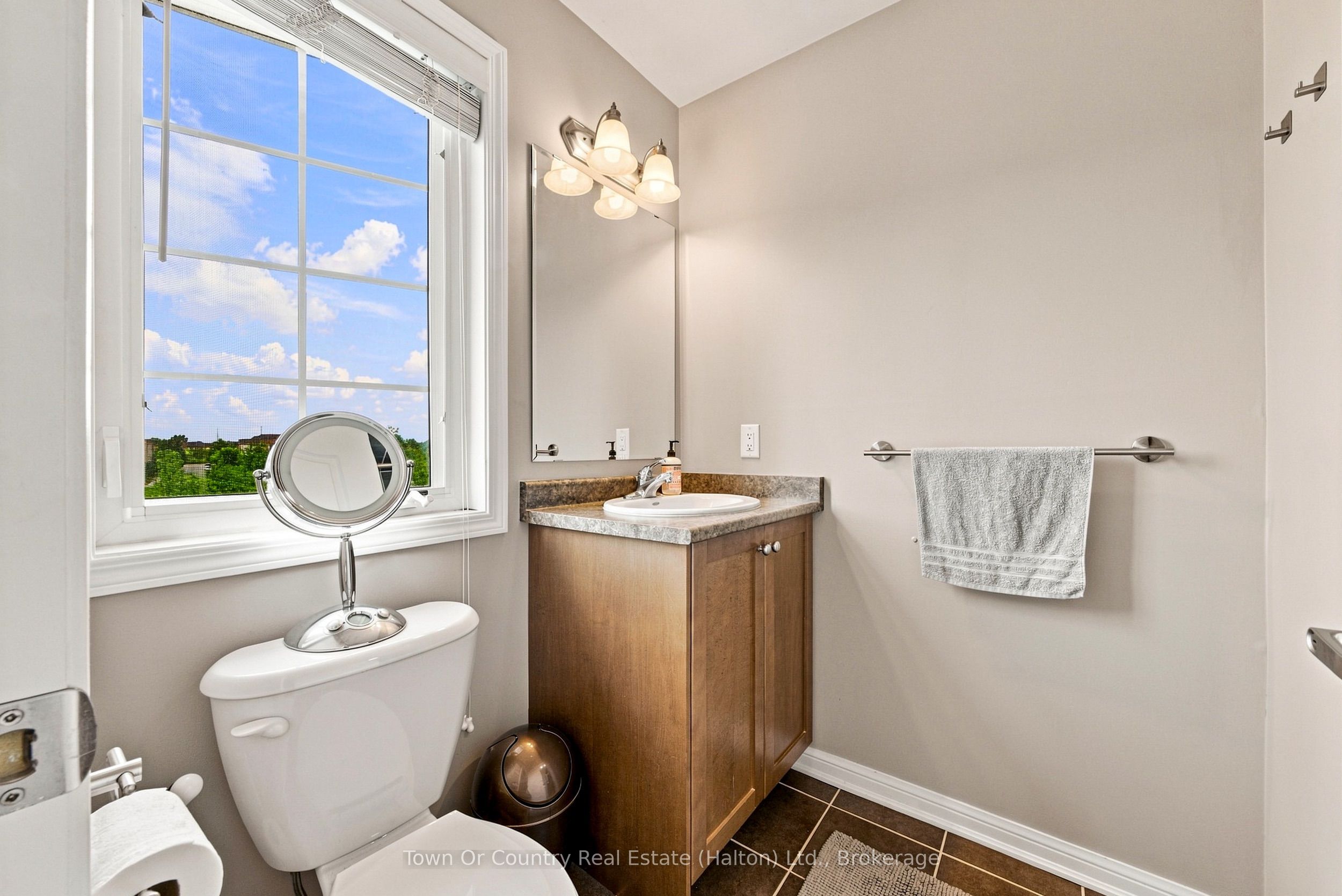 641 Speyer Circle Property Photo 22