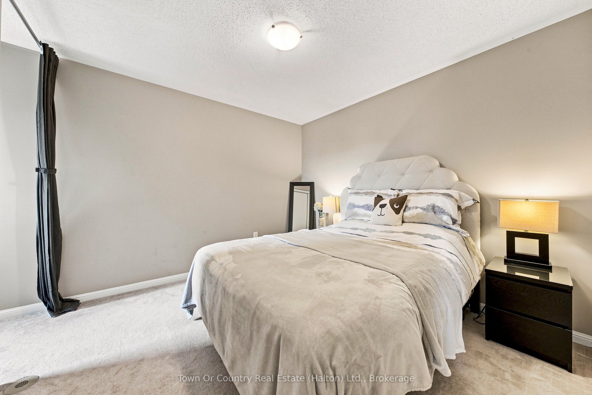 641 Speyer Circle Property Photo 24