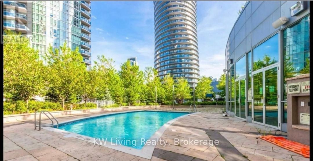 60 Absolute Avenue 4804 Property Photo 16