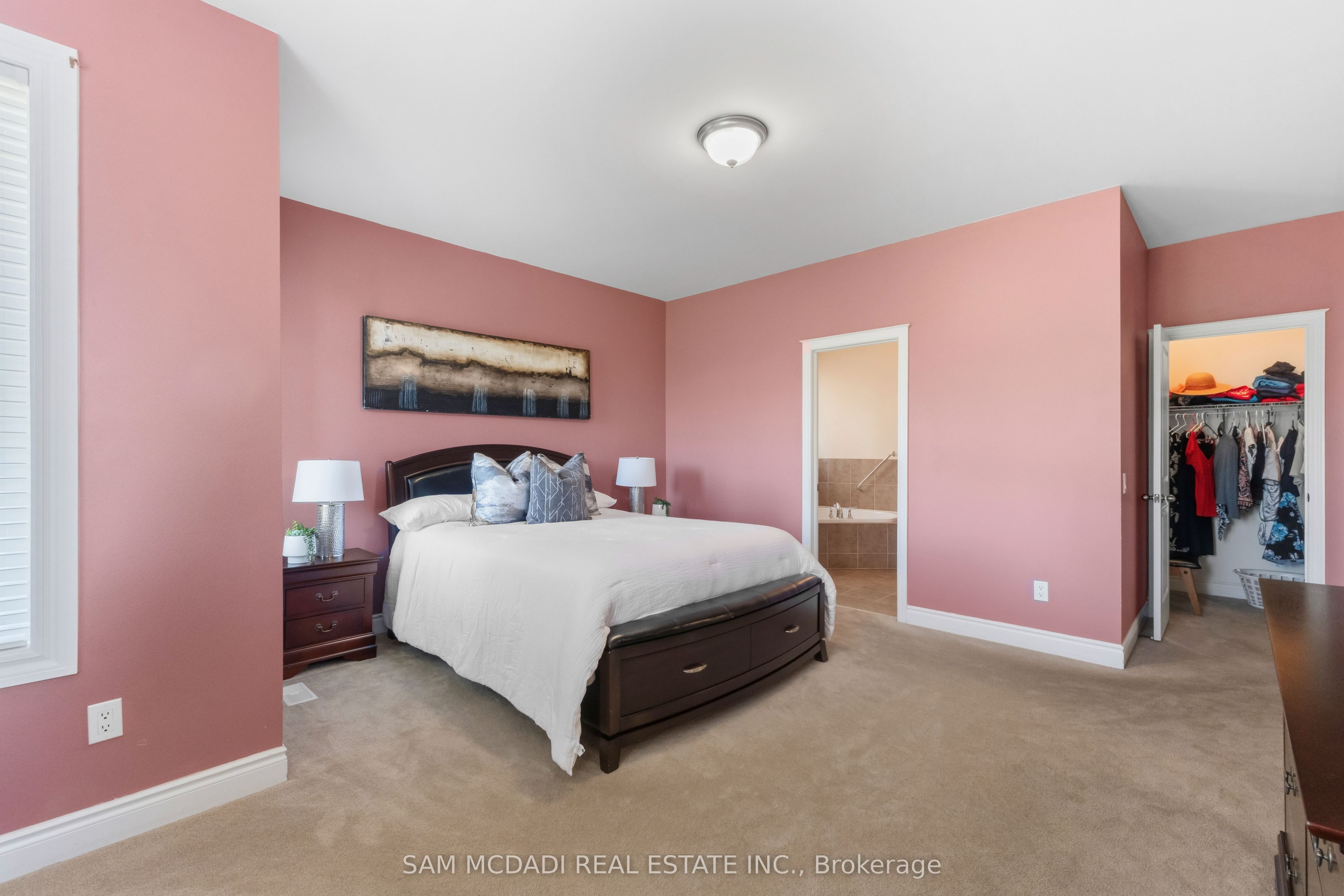 15 Eaglesprings Crescent Property Photo 15