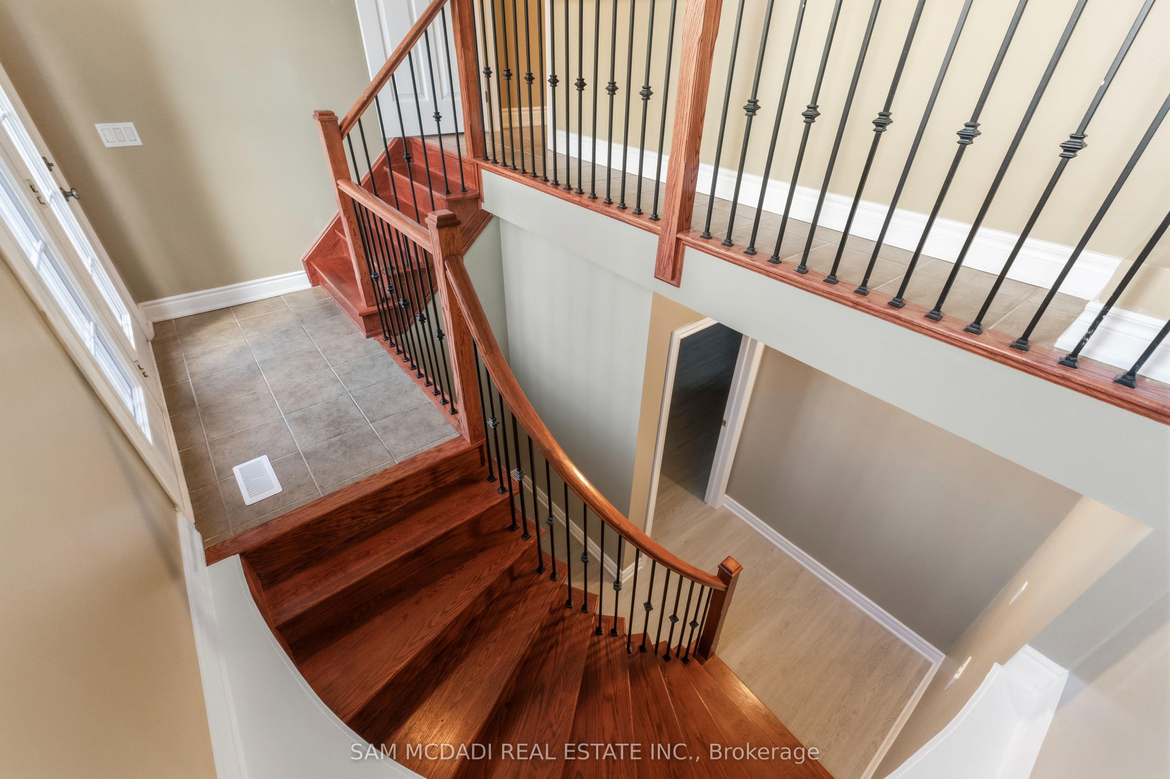 15 Eaglesprings Crescent Property Photo 27
