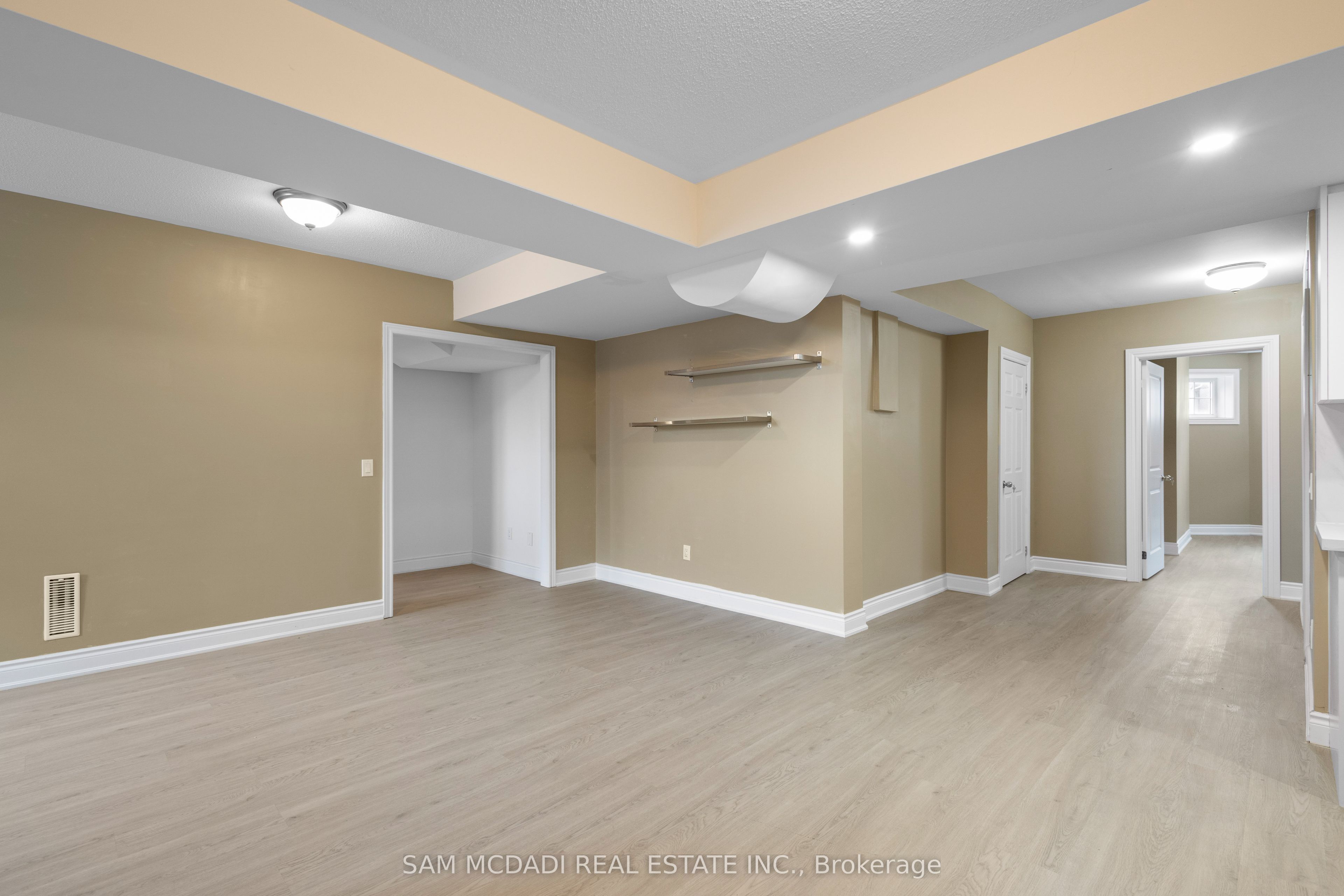 15 Eaglesprings Crescent Property Photo 33