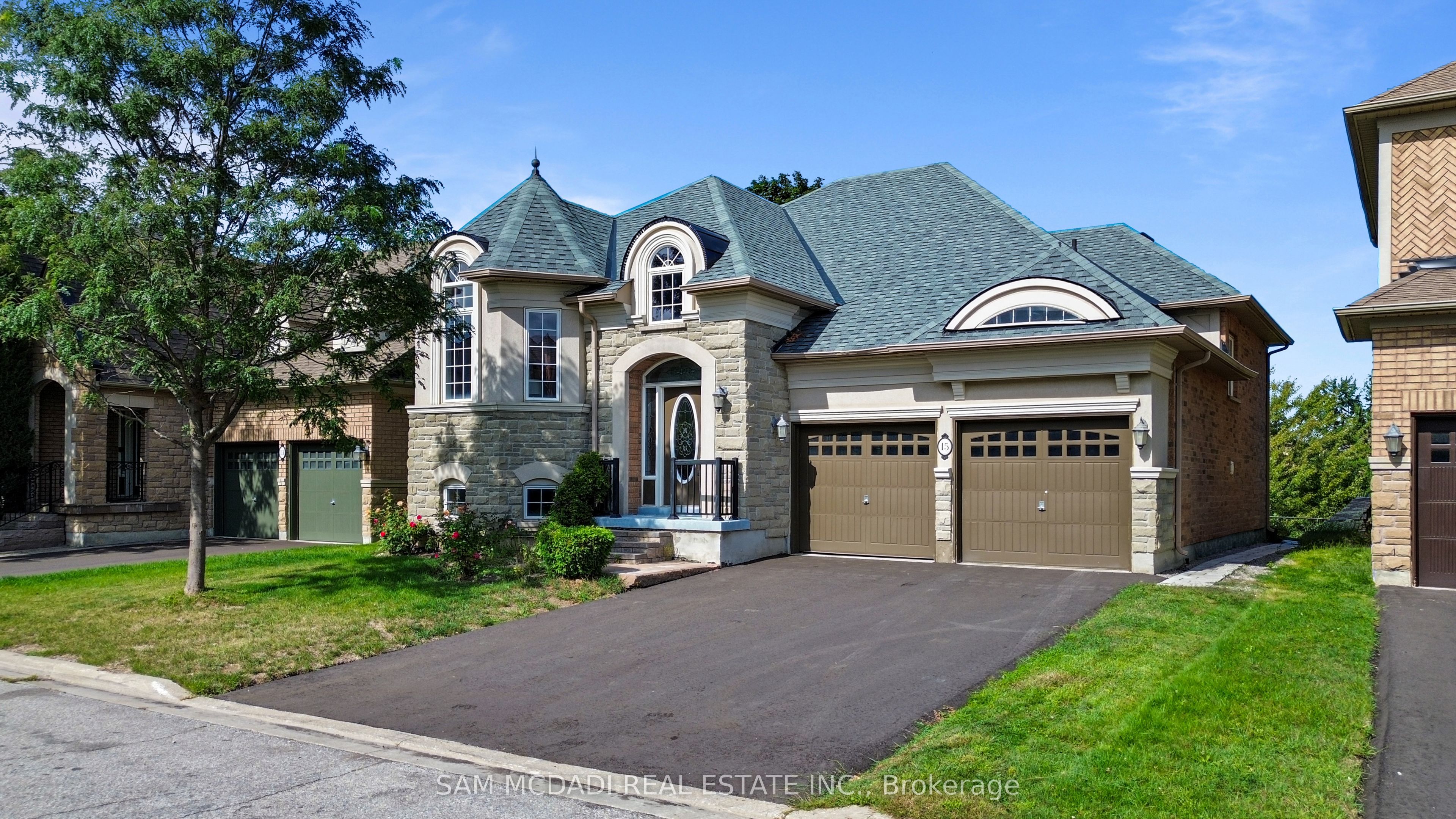 15 Eaglesprings Crescent Property Photo 49