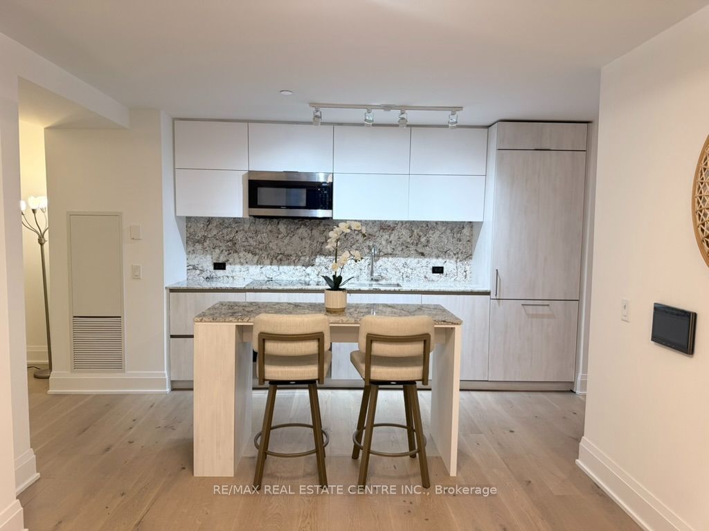 21 Park Street E 1507 Property Photo 11
