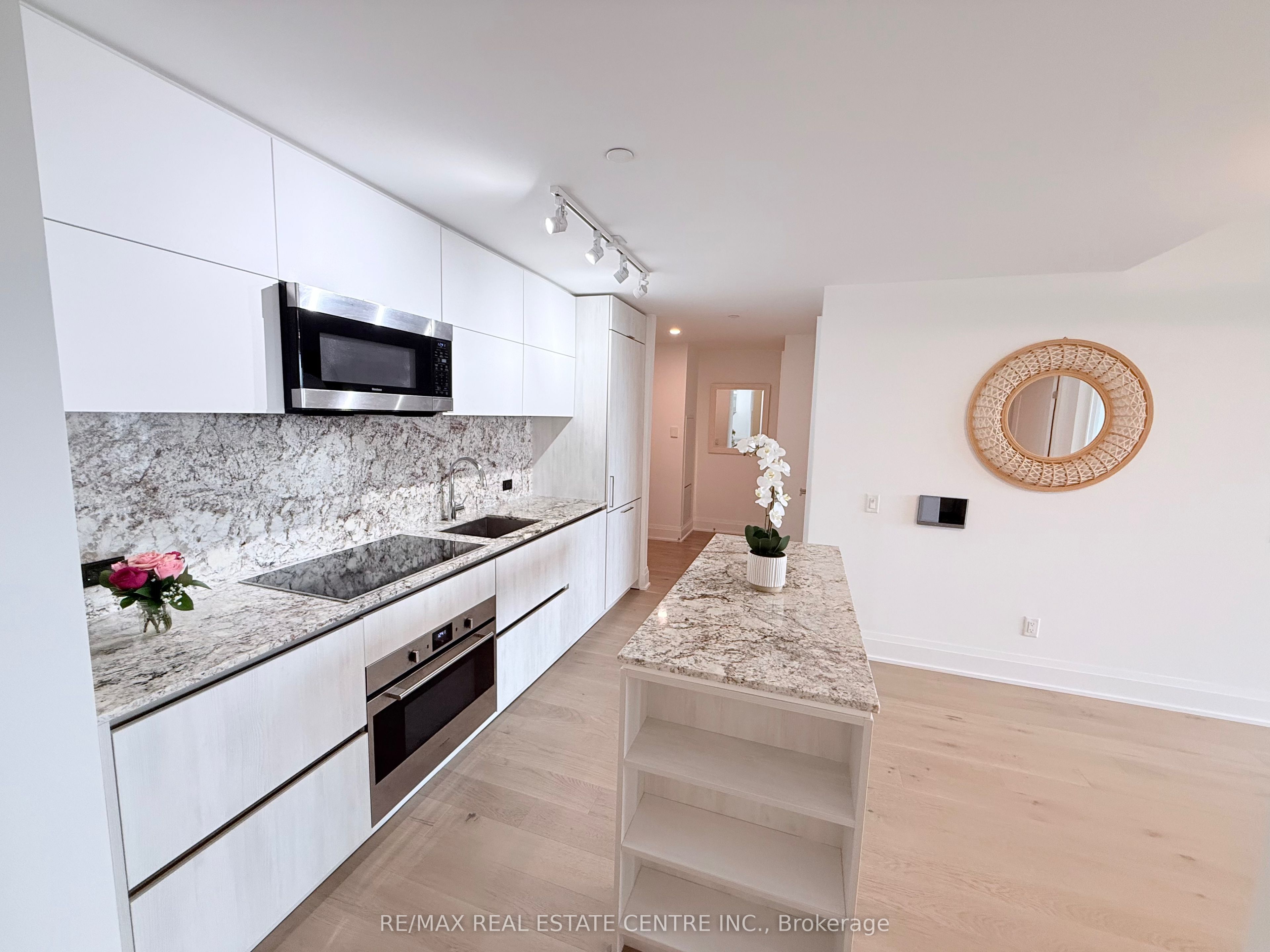 21 Park Street E 1507 Property Photo 13