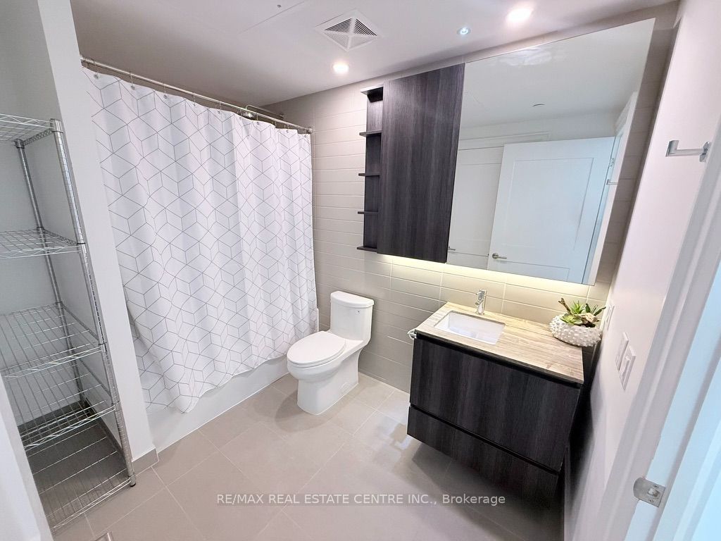 21 Park Street E 1507 Property Photo 27