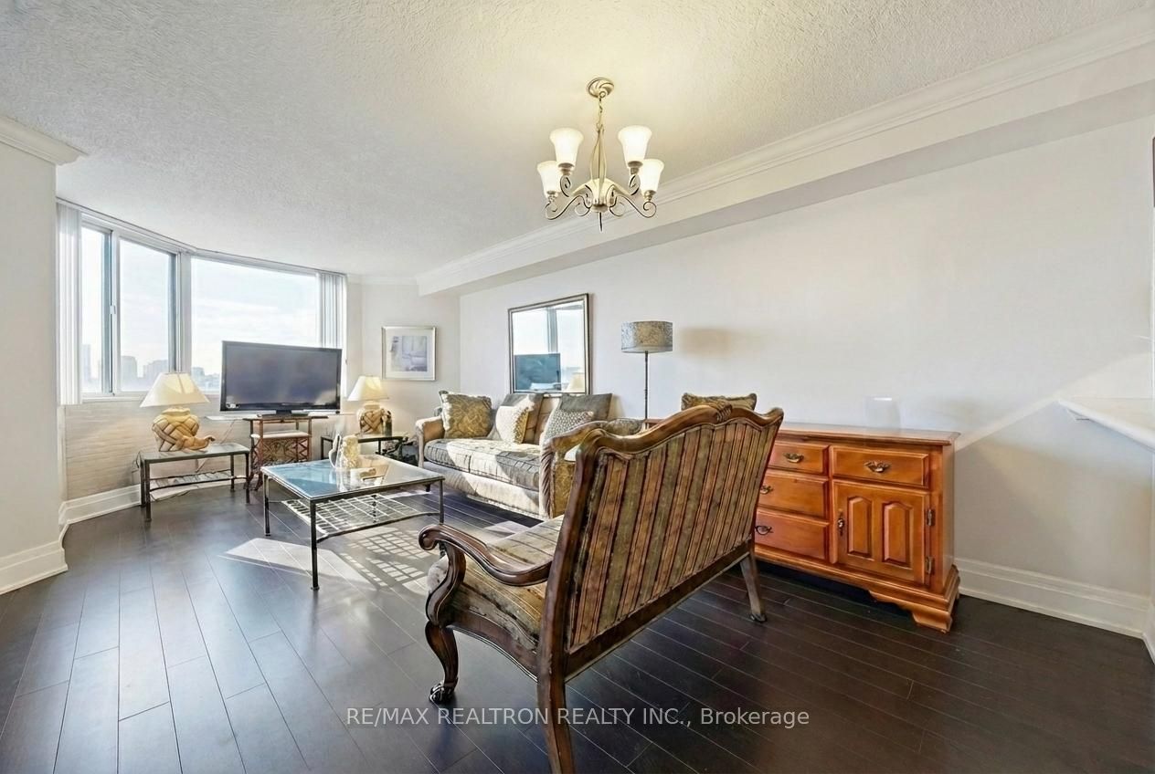 236 Albion Road 903 Property Photo 4