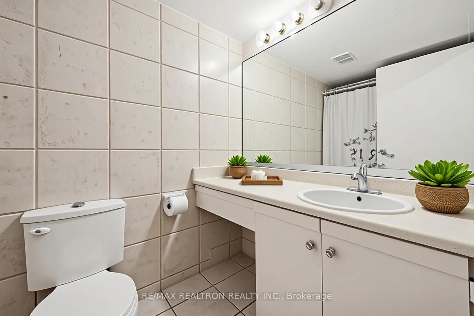 236 Albion Road 903 Property Photo 11