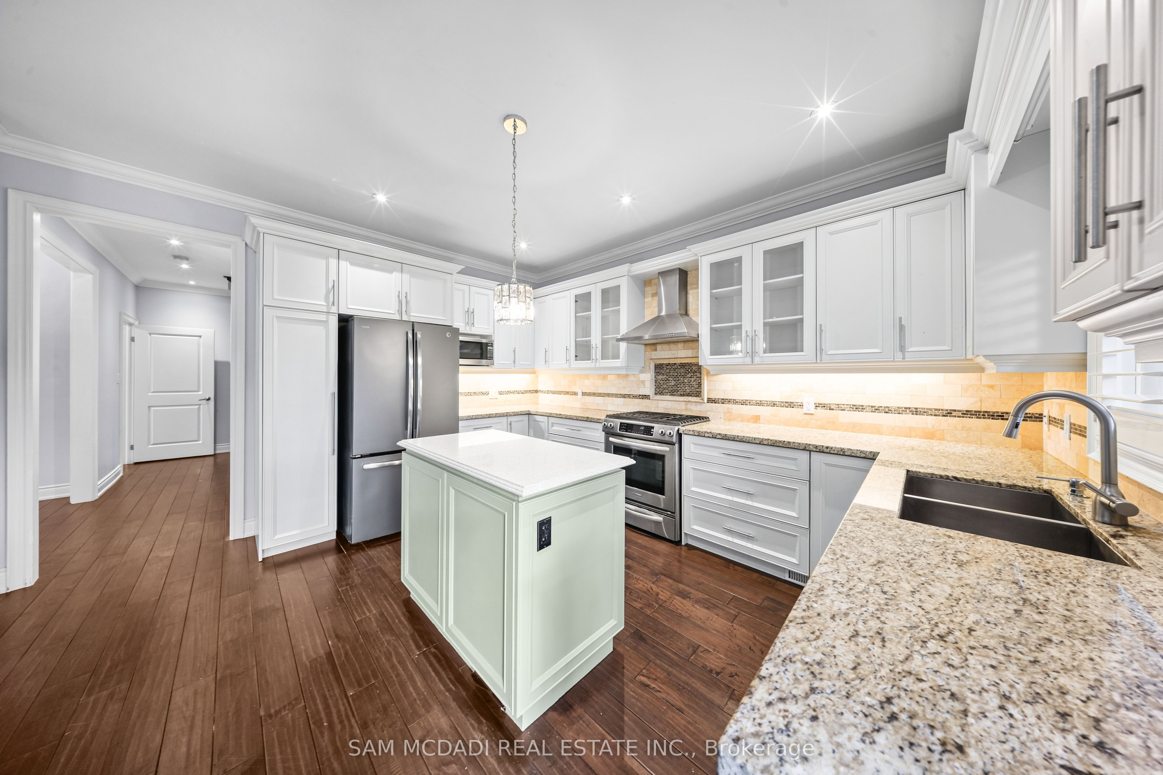 1238 Strathy Avenue Property Photo 13