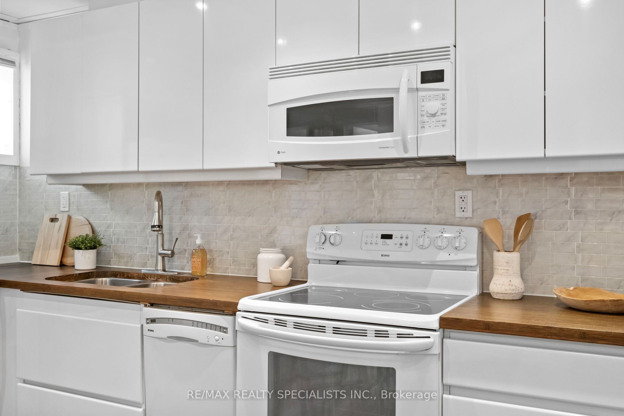159 Hillside Avenue Property Photo 33