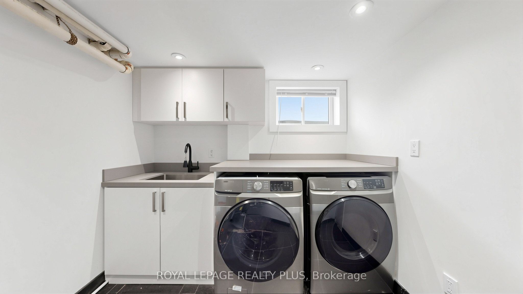 285 Bronte Road Property Photo 16
